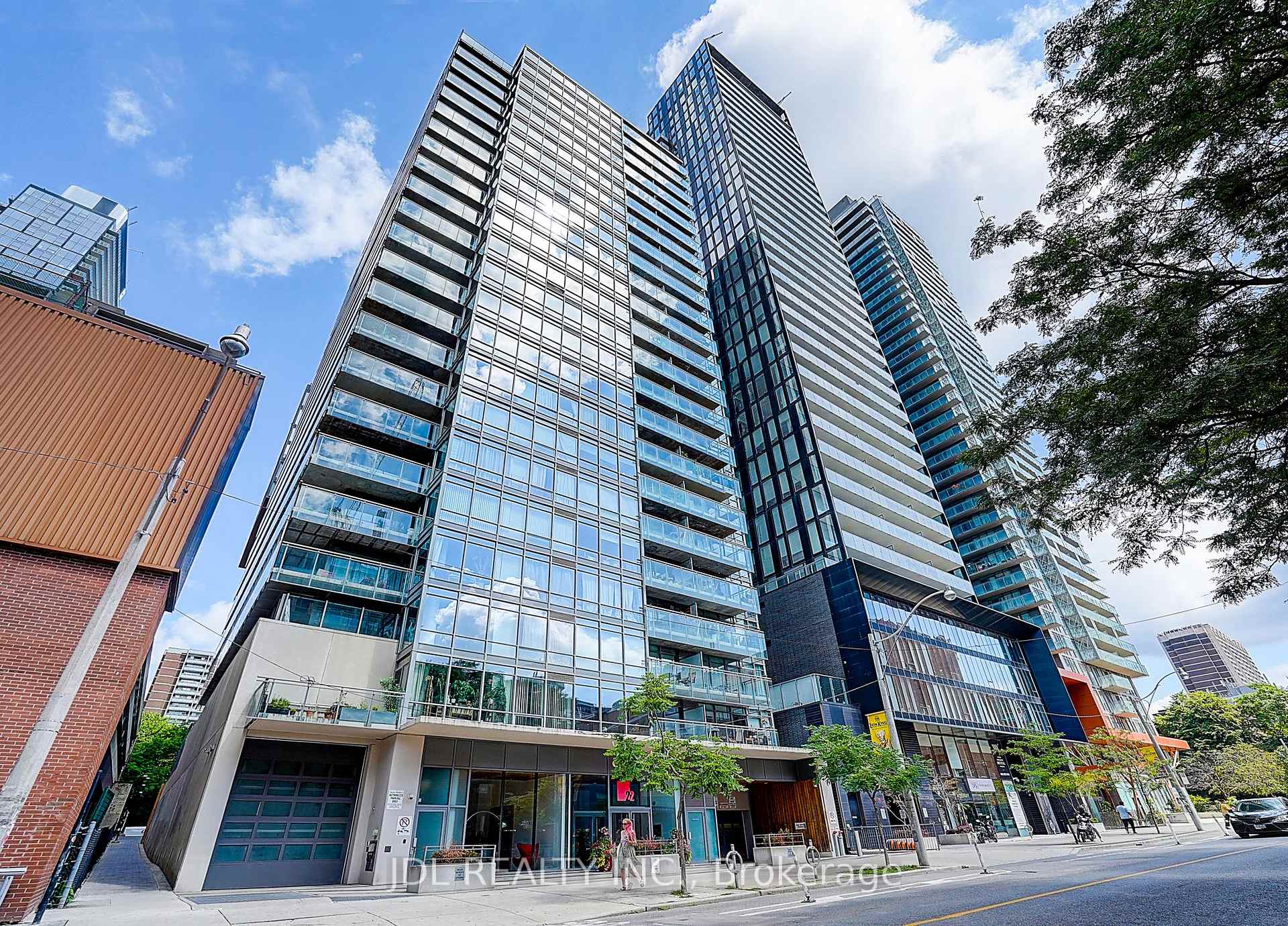 Front of Unit 2105, 22 Wellesley Street E