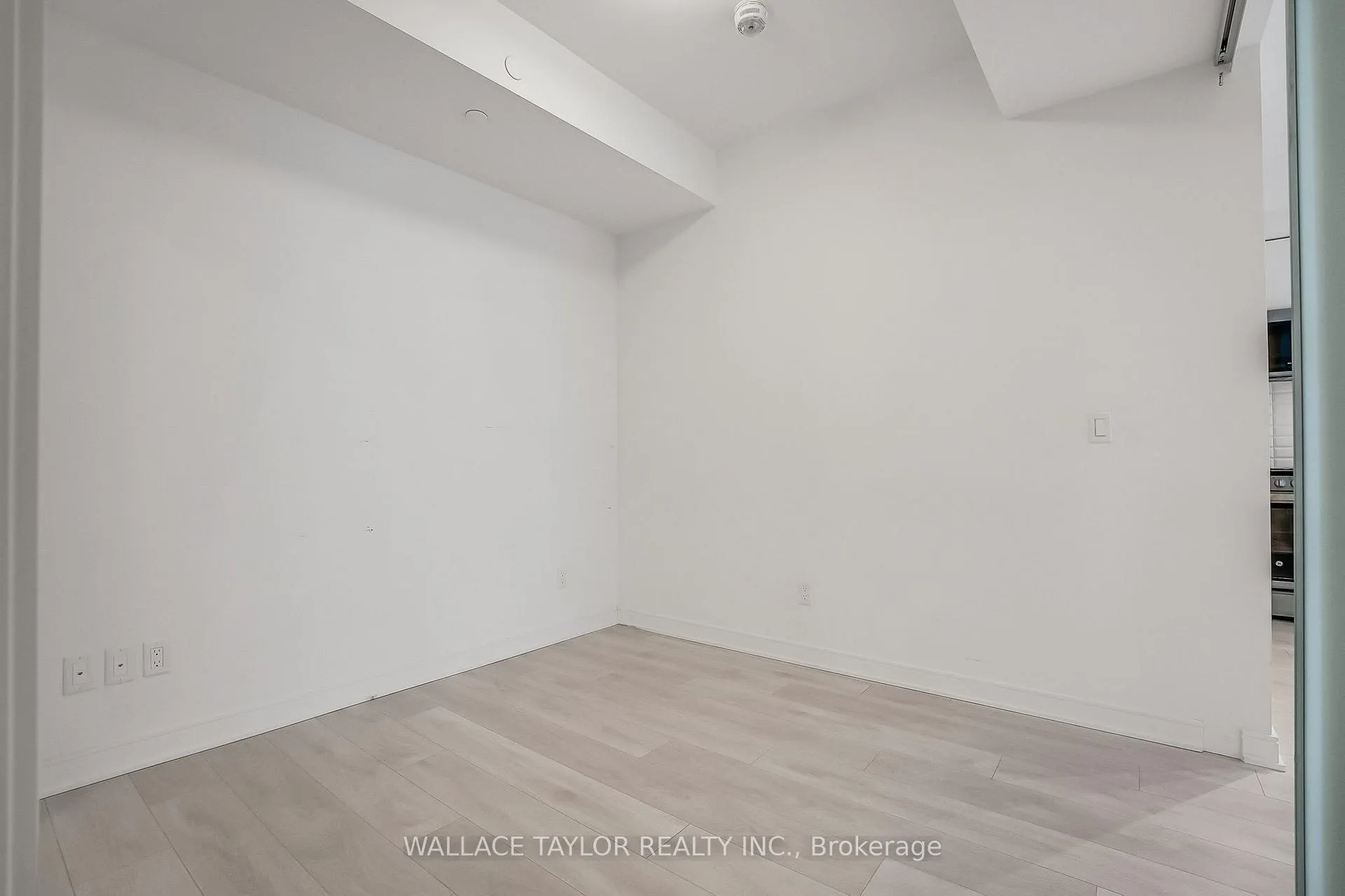 Photo 19 of Unit 12, 35 Rolling Mills Road, Toronto, Waterfront Communities — HOMEH