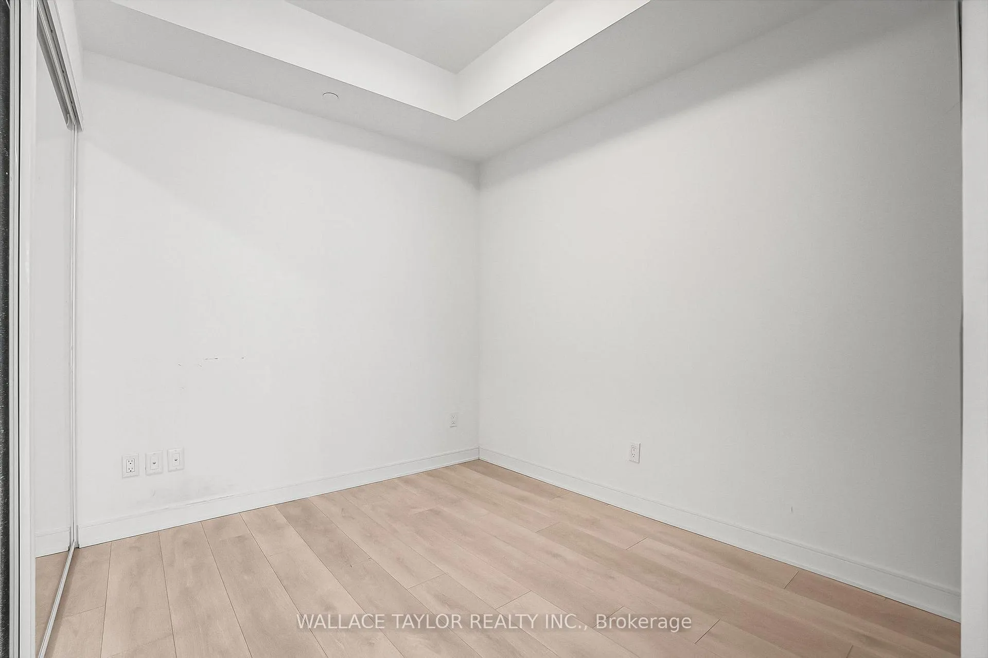 Photo 24 of Unit 12, 35 Rolling Mills Road, Toronto, Waterfront Communities — HOMEH