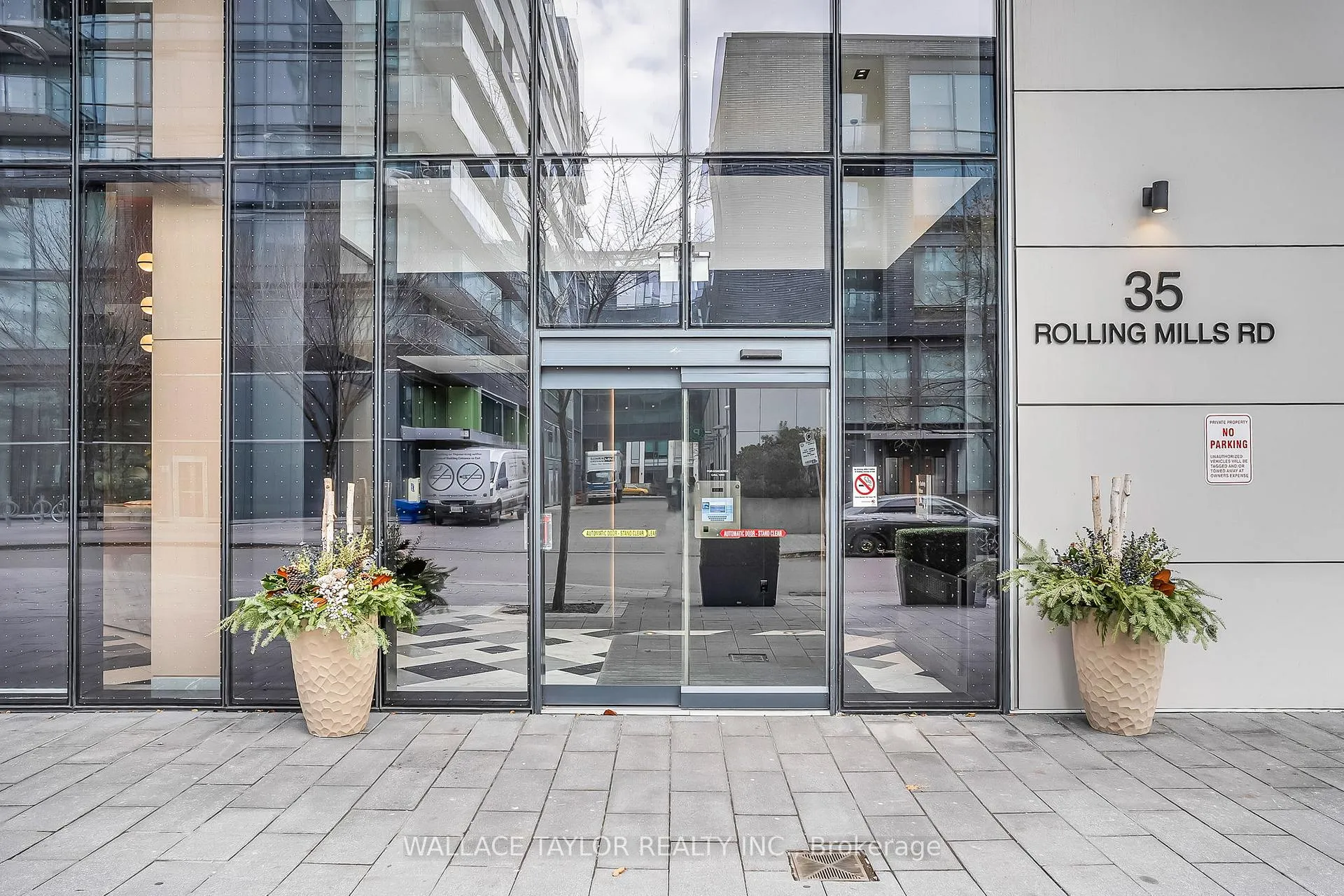 Photo 31 of Unit 12, 35 Rolling Mills Road, Toronto, Waterfront Communities — HOMEH