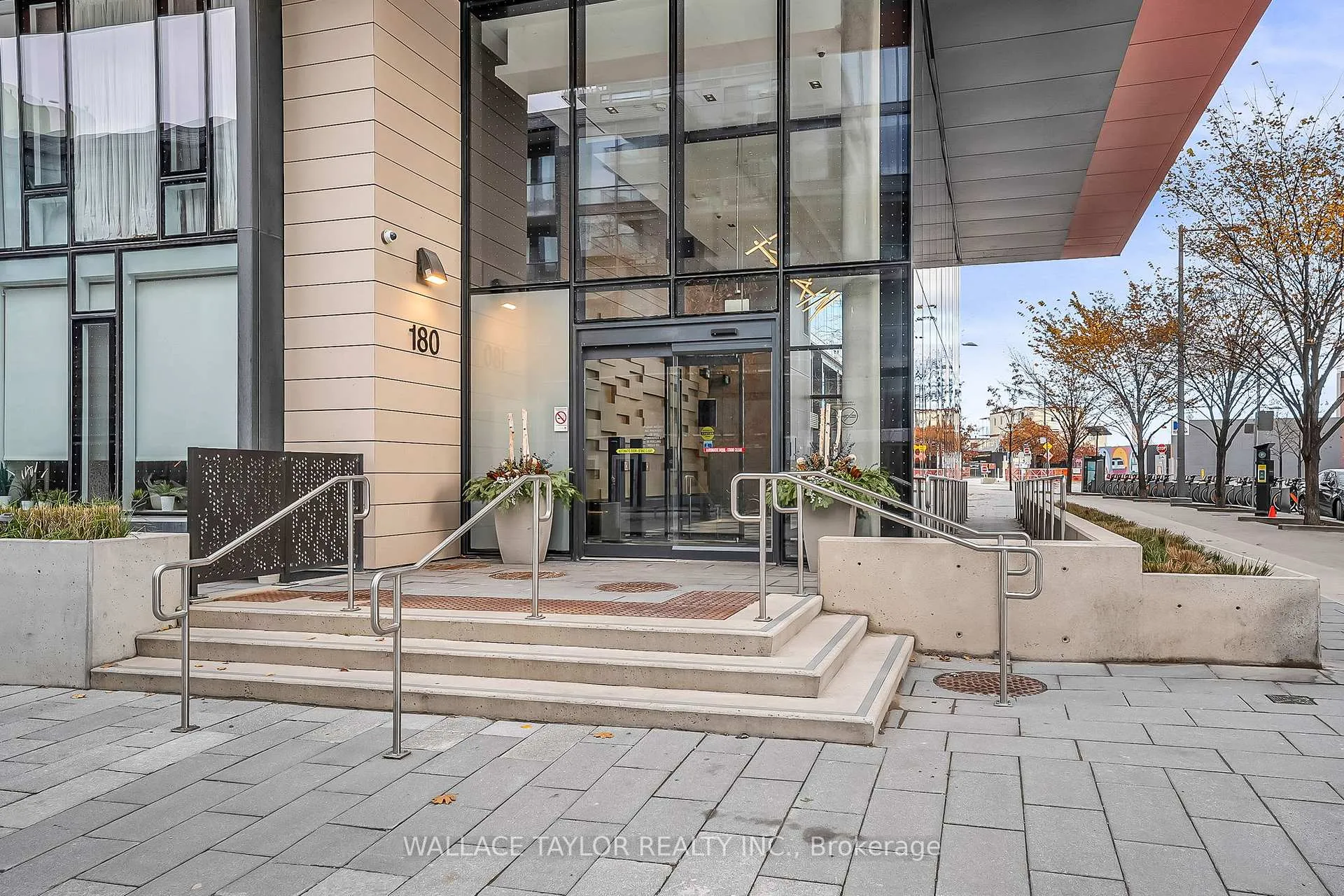 Photo 32 of Unit 12, 35 Rolling Mills Road, Toronto, Waterfront Communities — HOMEH