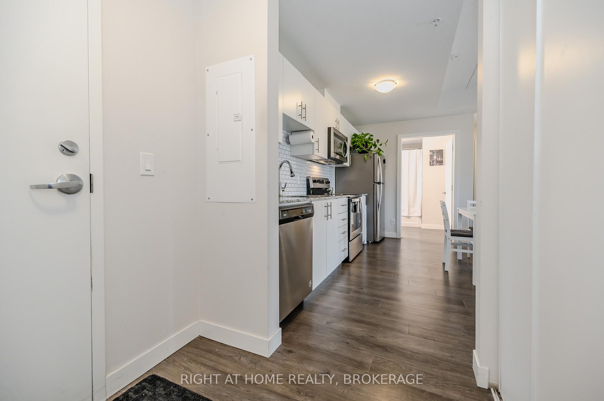 Photo 5 of Unit 103, 175 Commonwealth Street, Kitchener, Larentian West — HOMEH
