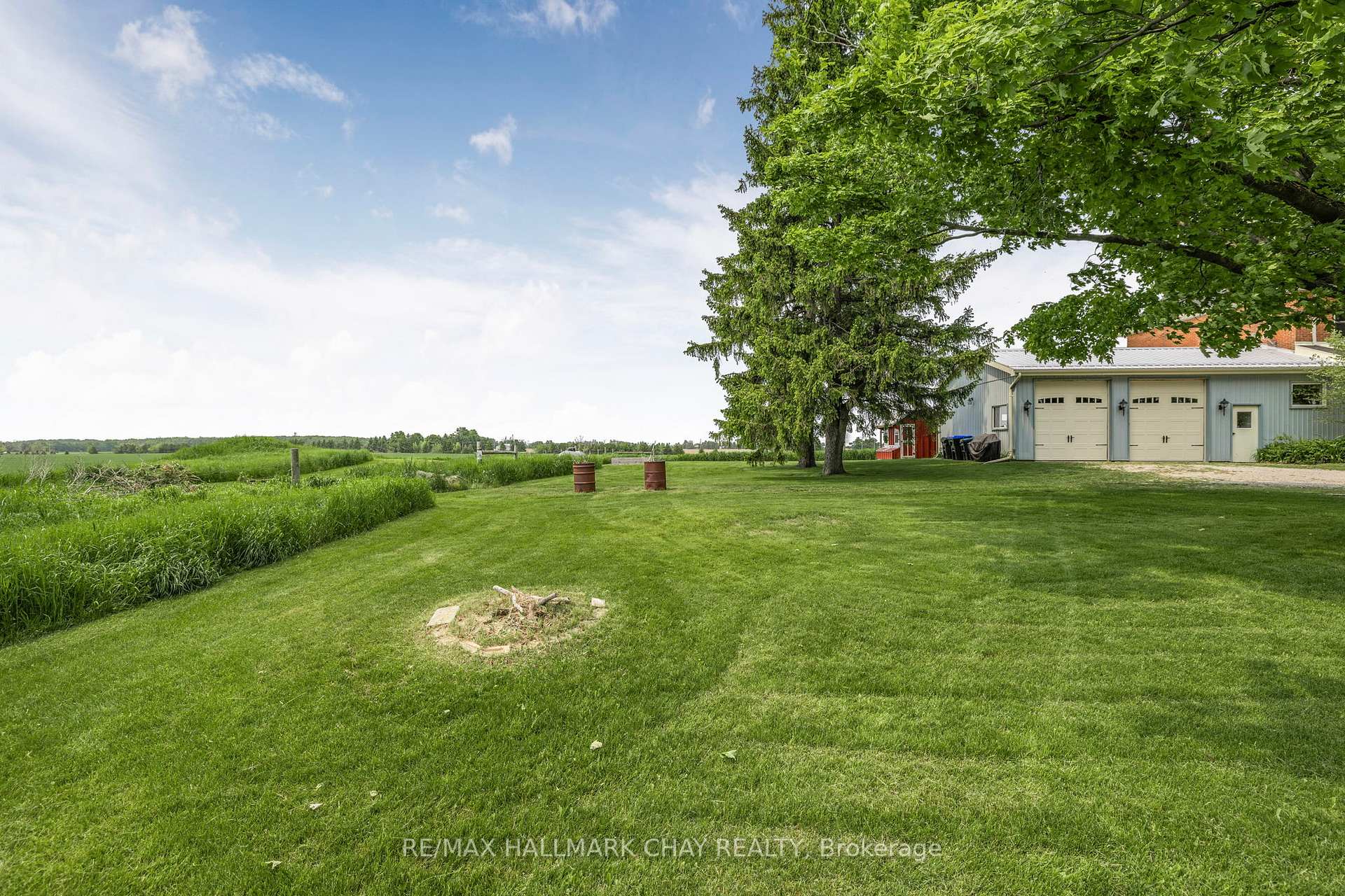 Photo 4 of 4735 20th Side Road, Essa, Rural Essa — HOMEH