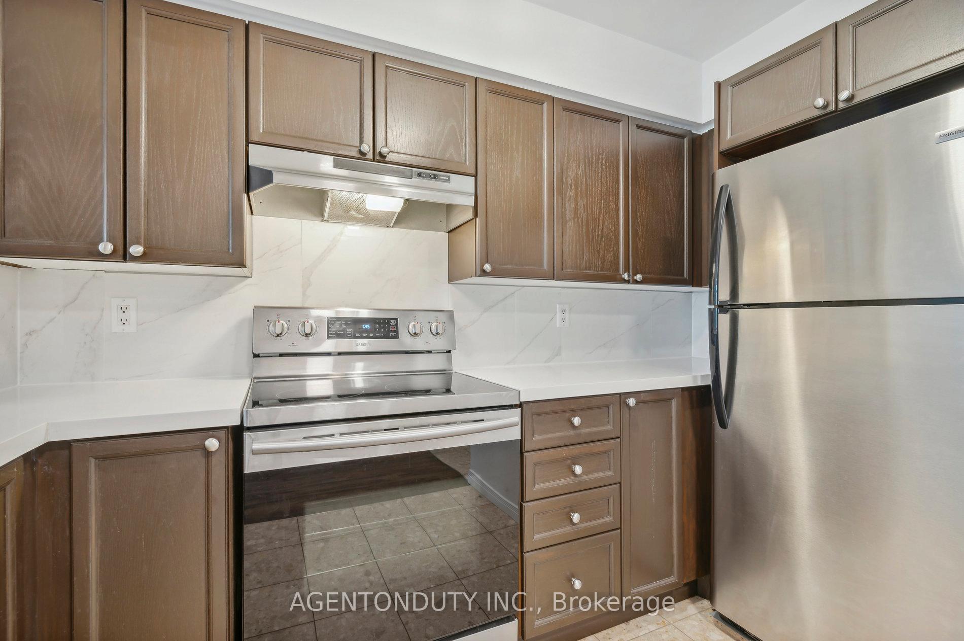 Photo 18 of Unit 1122, 109 Front Street E, Toronto, Waterfront Communities — HOMEH