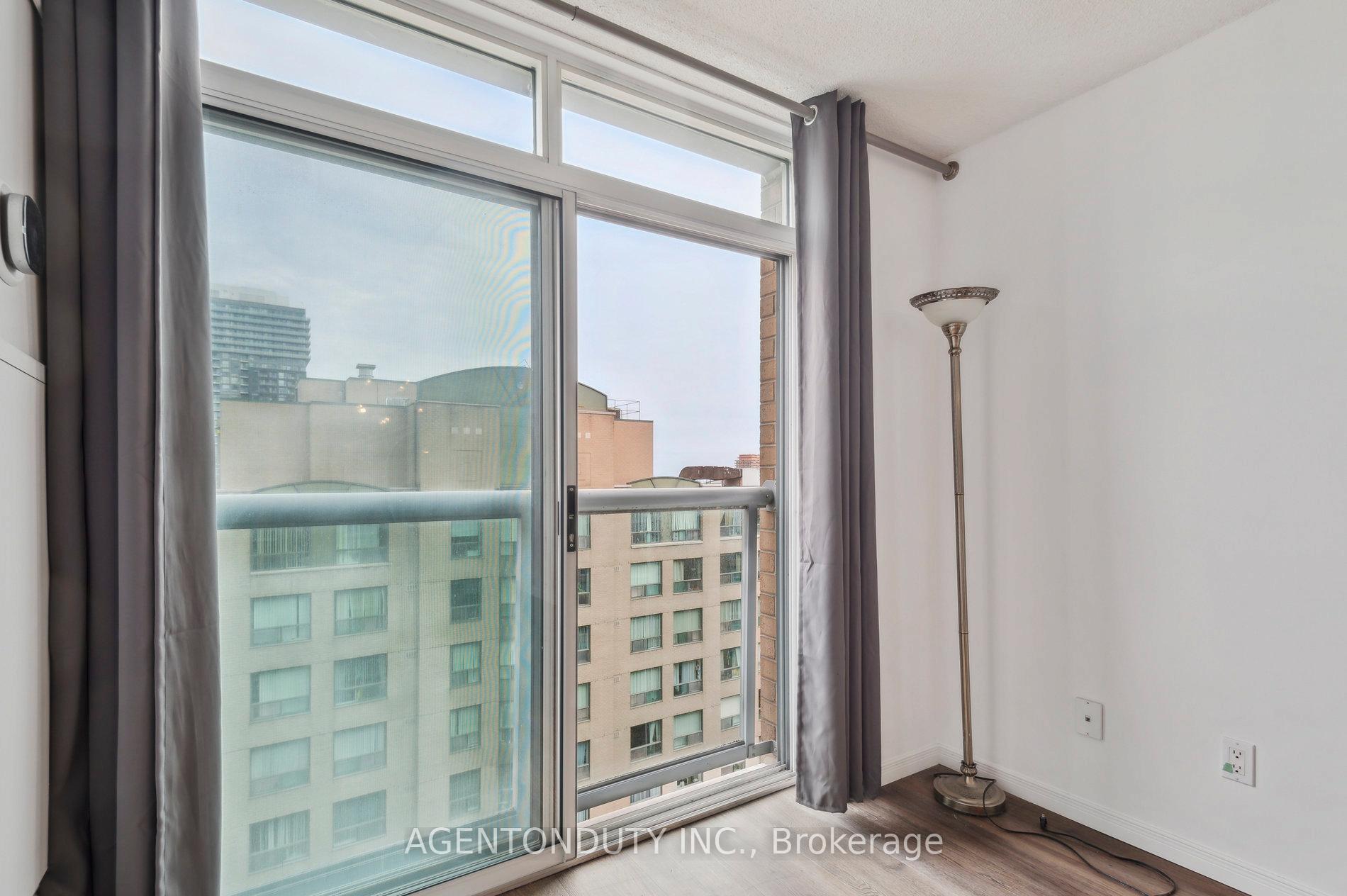 Photo 28 of Unit 1122, 109 Front Street E, Toronto, Waterfront Communities — HOMEH