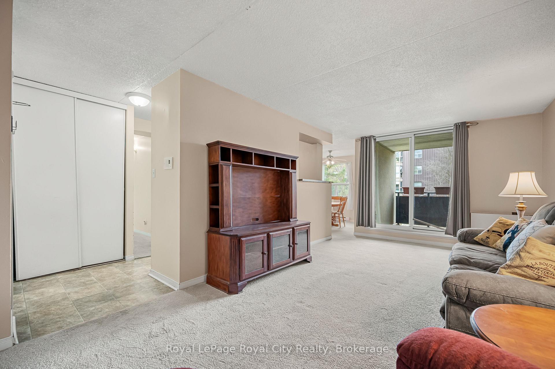 Photo 7 of Unit 208, 75 Silvercreek Parkway N, Guelph, Junction/Onward Willow — HOMEH