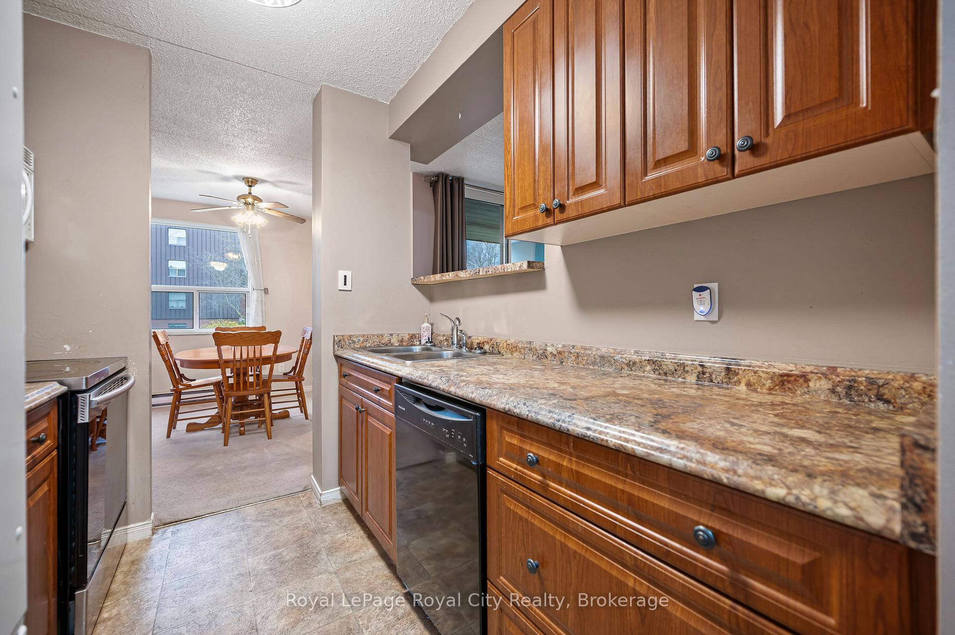Photo 15 of Unit 208, 75 Silvercreek Parkway N, Guelph, Junction/Onward Willow — HOMEH