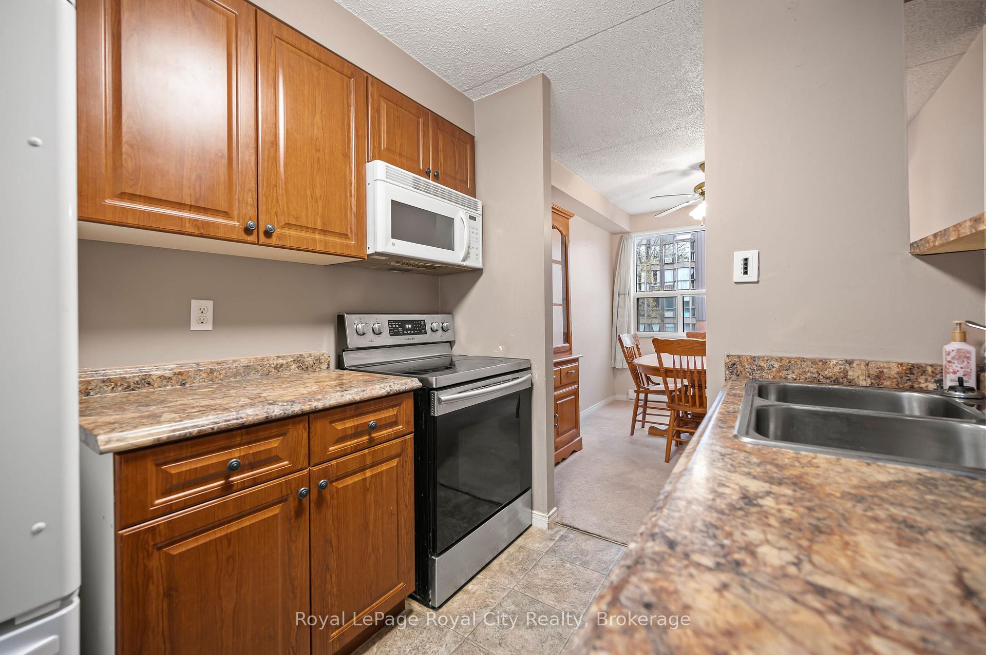 Photo 16 of Unit 208, 75 Silvercreek Parkway N, Guelph, Junction/Onward Willow — HOMEH