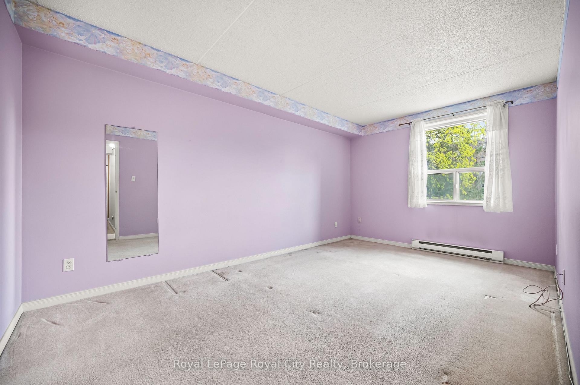 Photo 17 of Unit 208, 75 Silvercreek Parkway N, Guelph, Junction/Onward Willow — HOMEH