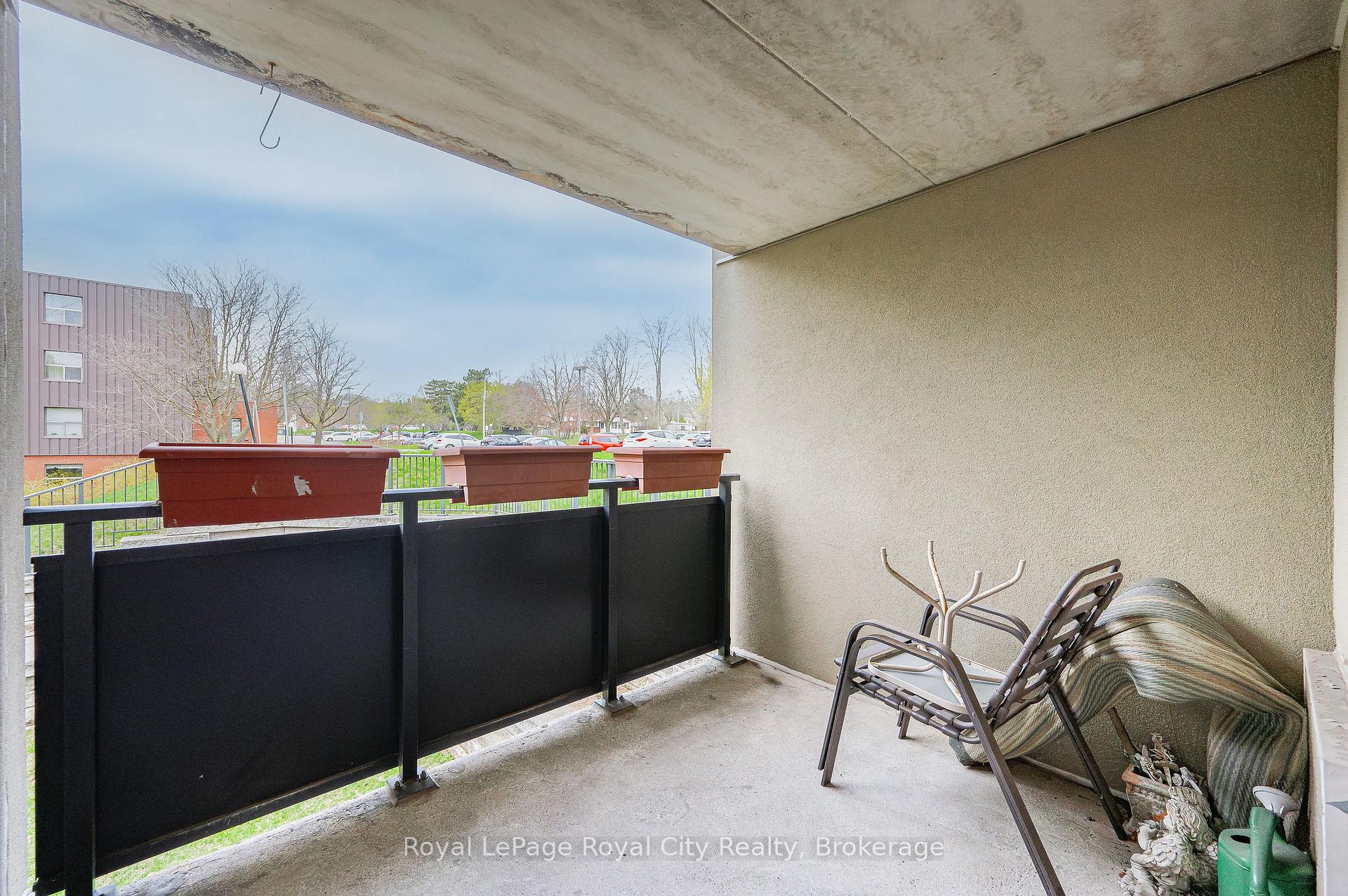 Photo 22 of Unit 208, 75 Silvercreek Parkway N, Guelph, Junction/Onward Willow — HOMEH