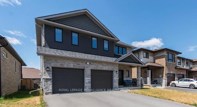 Photo 3 of 40 Cottonwood Drive, Belleville, Thurlow Ward — HOMEH