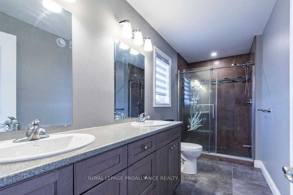Photo 16 of 40 Cottonwood Drive, Belleville, Thurlow Ward — HOMEH