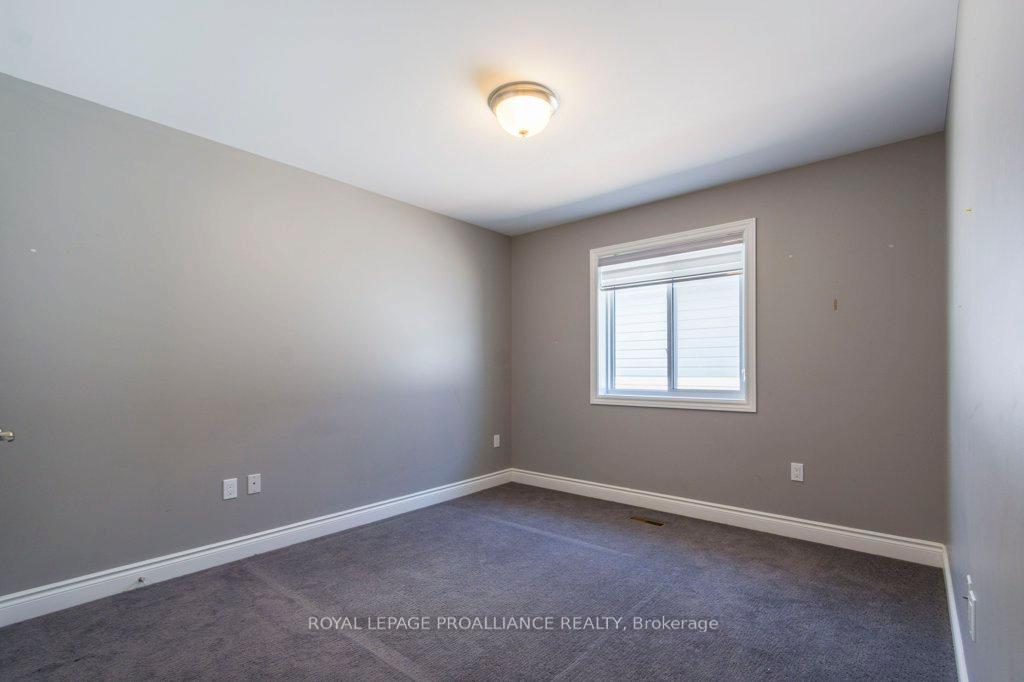 Photo 17 of 40 Cottonwood Drive, Belleville, Thurlow Ward — HOMEH