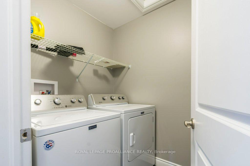 Photo 21 of 40 Cottonwood Drive, Belleville, Thurlow Ward — HOMEH