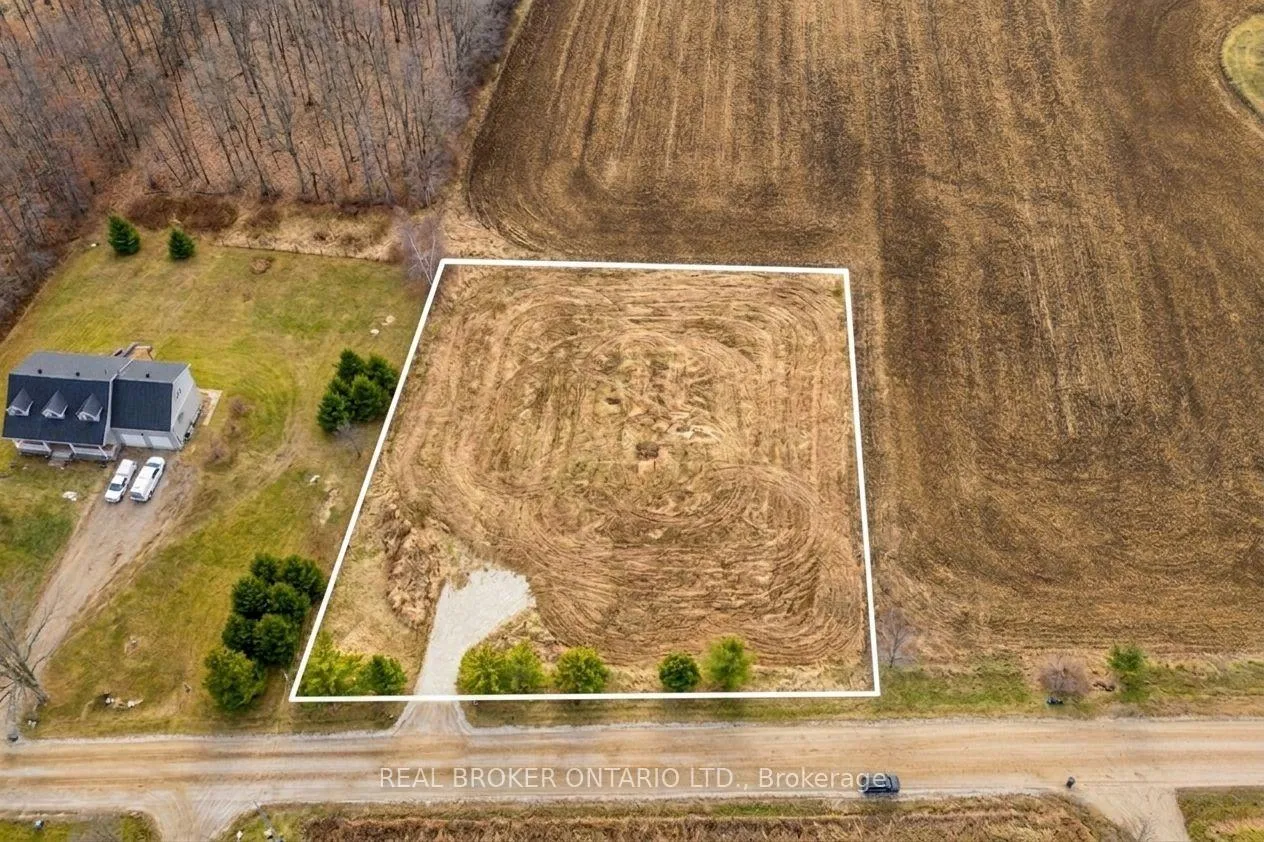 Photo of 6449 12 13 Side Road