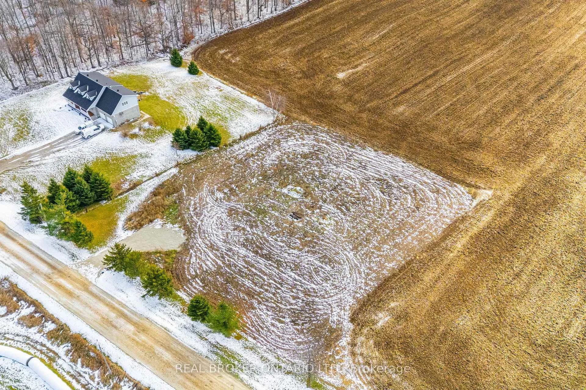 Photo 10 of 6449 12 13 Side Road, Clearview, Rural Clearview — HOMEH