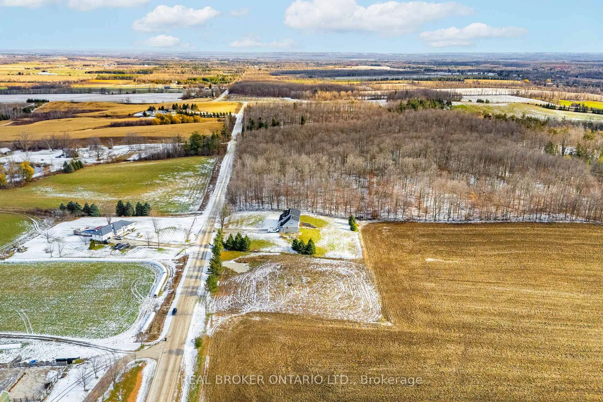 Photo 14 of 6449 12 13 Side Road, Clearview, Rural Clearview — HOMEH