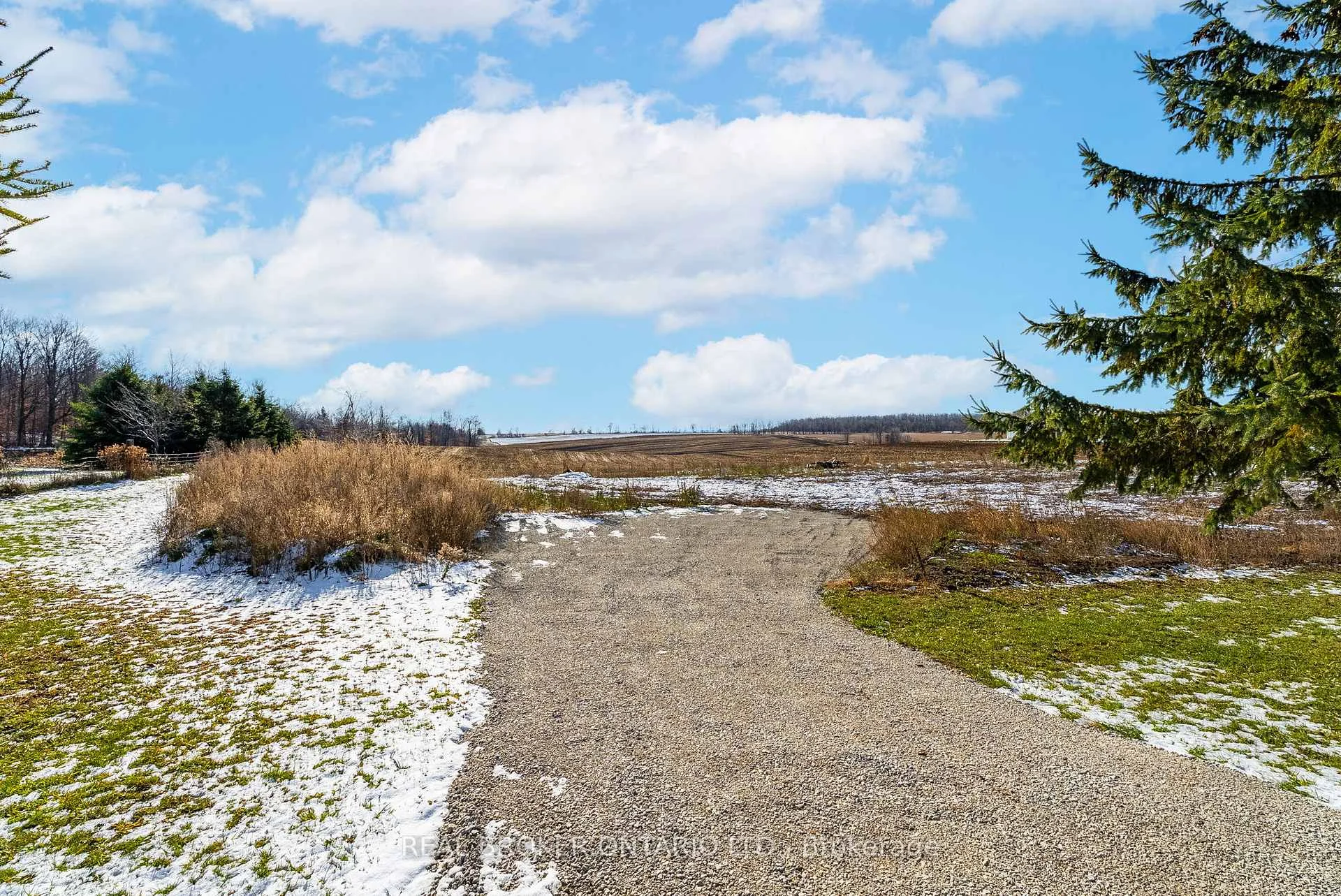 Photo 26 of 6449 12 13 Side Road, Clearview, Rural Clearview — HOMEH