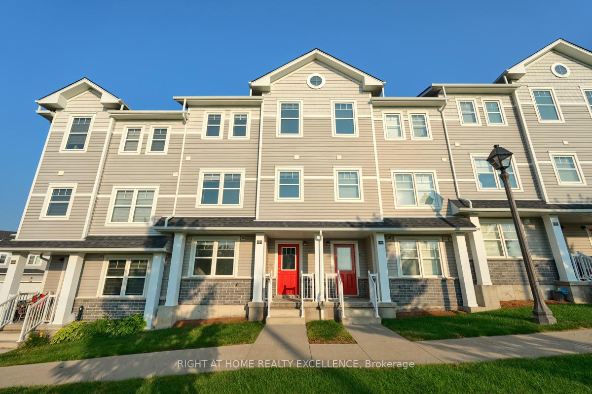 Front of 1971 Ottawa Street S
