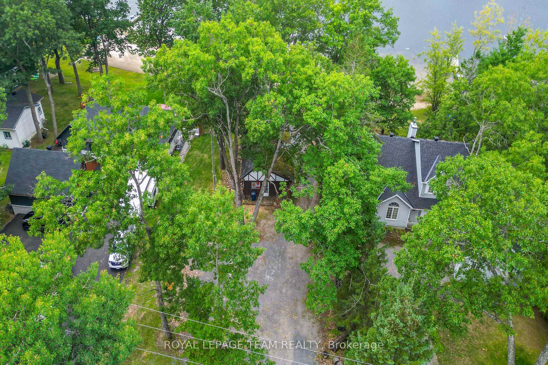 Photo 2 of 1142 Bayview Drive, Ottawa, Constance Bay — HOMEH