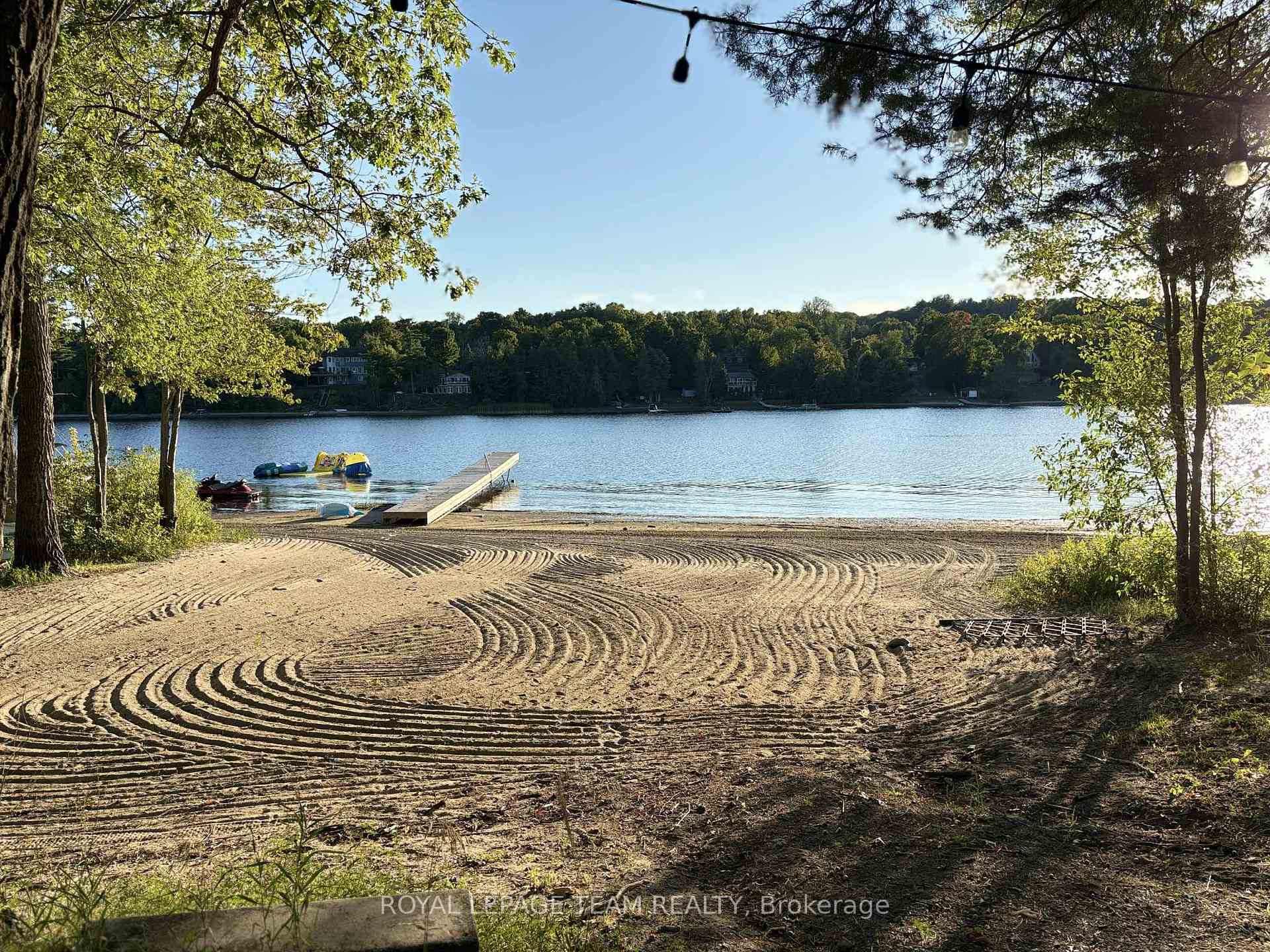 Photo 6 of 1142 Bayview Drive, Ottawa, Constance Bay — HOMEH
