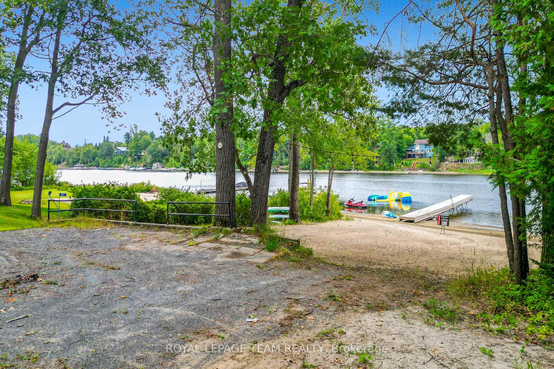 Photo 10 of 1142 Bayview Drive, Ottawa, Constance Bay — HOMEH