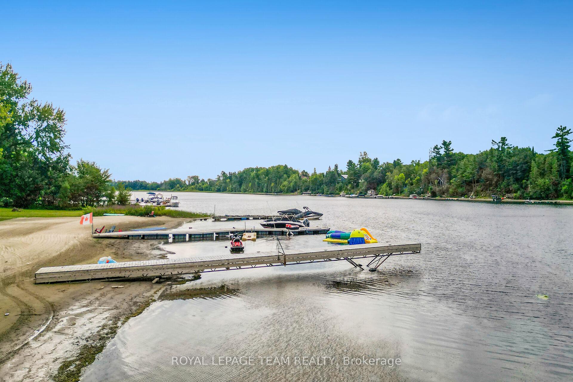Photo 11 of 1142 Bayview Drive, Ottawa, Constance Bay — HOMEH
