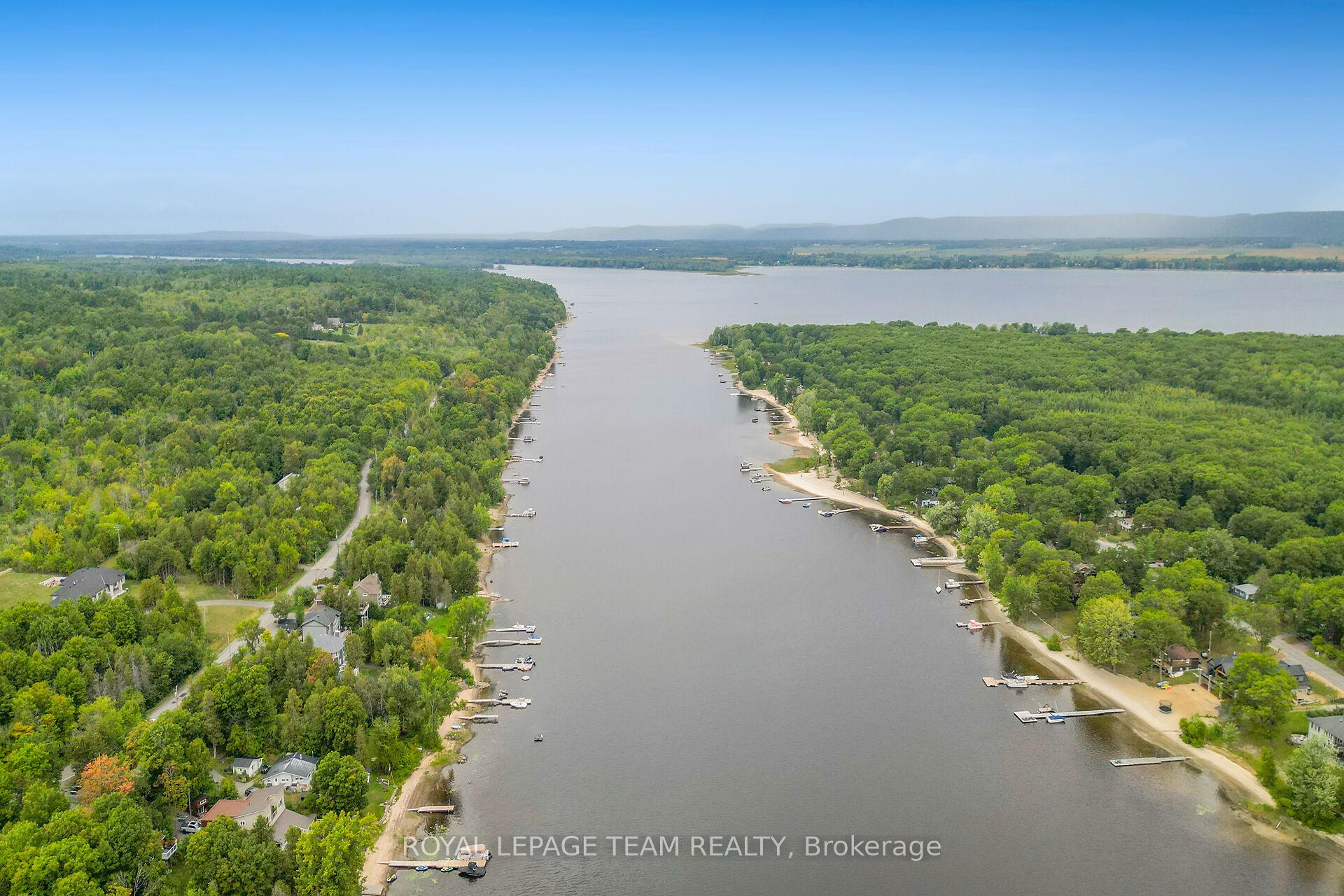 Photo 15 of 1142 Bayview Drive, Ottawa, Constance Bay — HOMEH