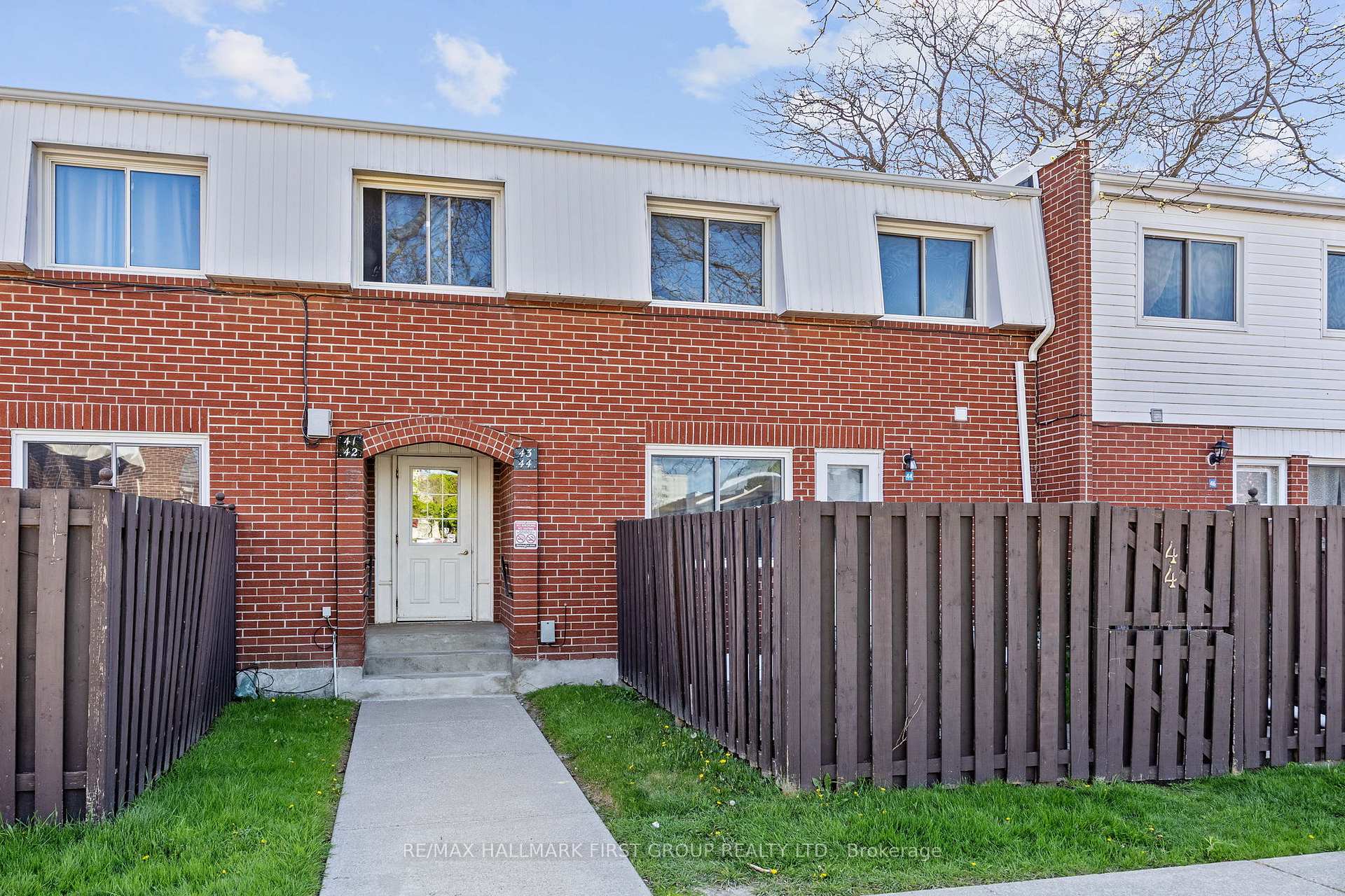 Photo 2 of Unit 44, 1010 Glen Street, Oshawa, Lakeview — HOMEH