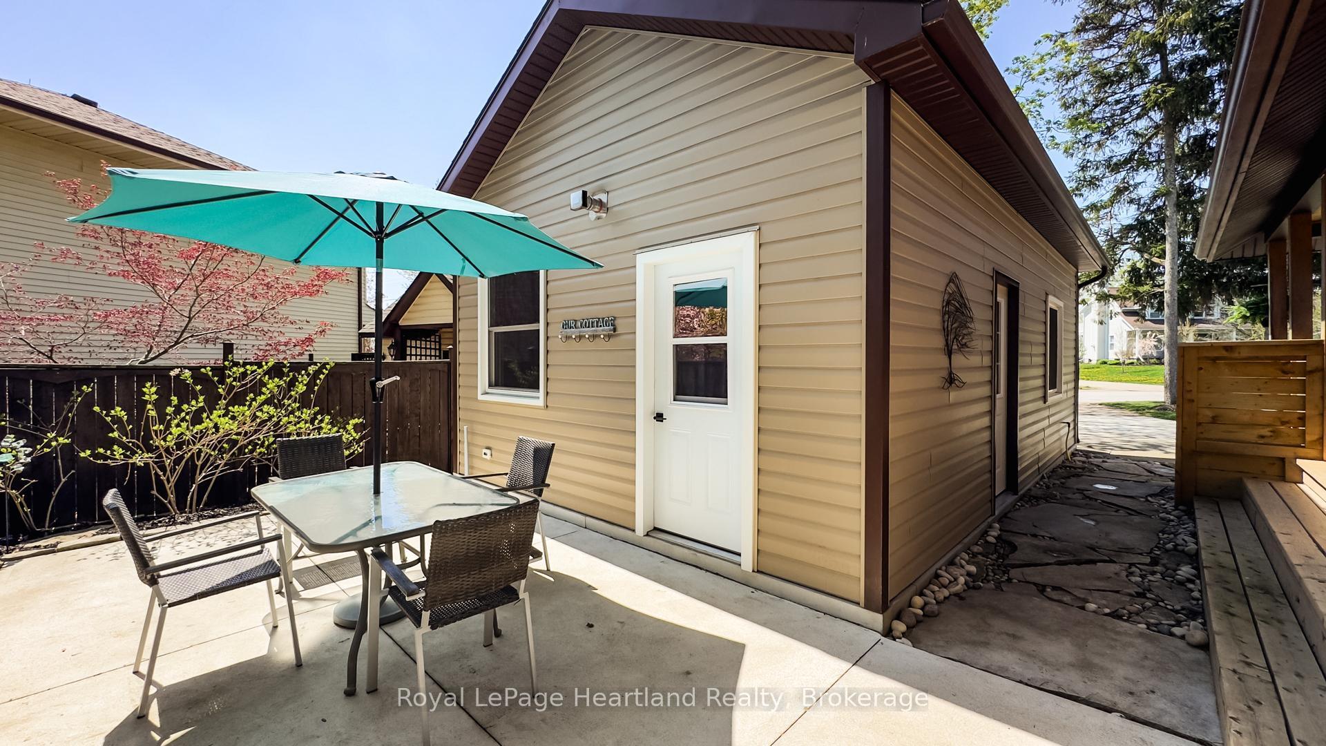 Photo 40 of 226 Mary Street, Central Huron, Clinton — HOMEH