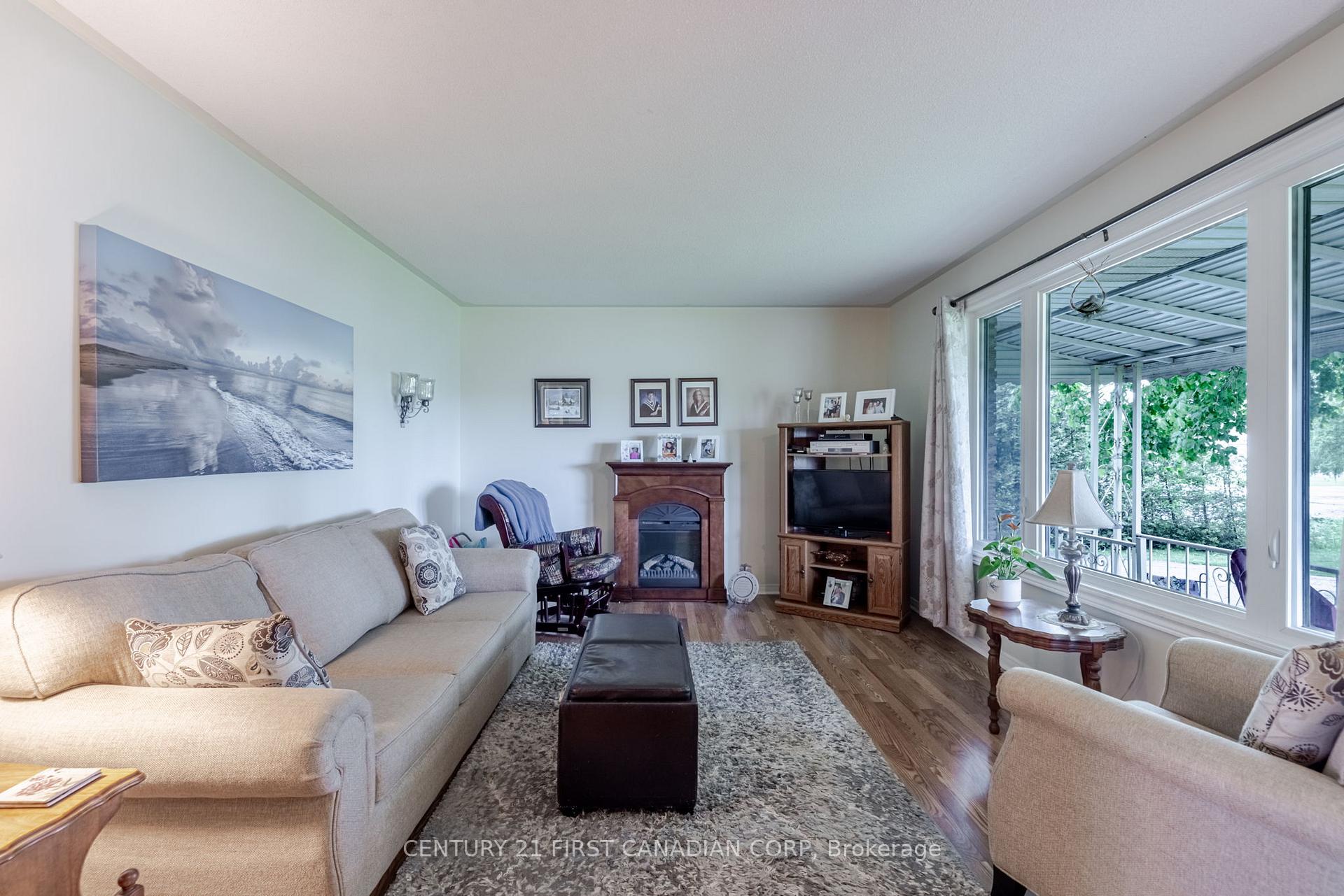 Photo 8 of 9776 Tower Road, Central Elgin, Rural Central Elgin — HOMEH