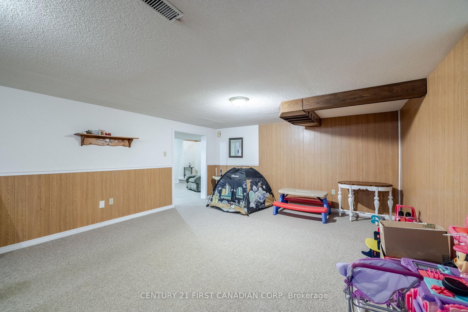 Photo 23 of 9776 Tower Road, Central Elgin, Rural Central Elgin — HOMEH