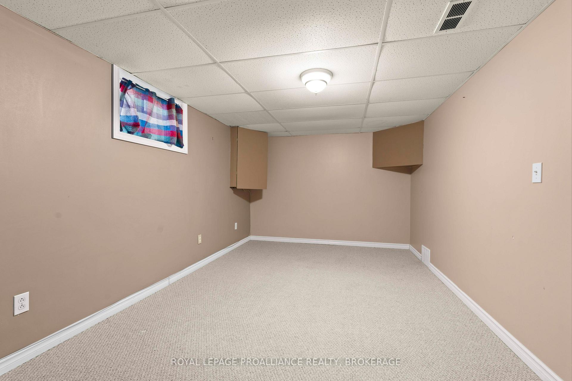 Photo 25 of Unit 67, 850 Datzell Lane, Kingston, South of Taylor-Kidd Blvd — HOMEH
