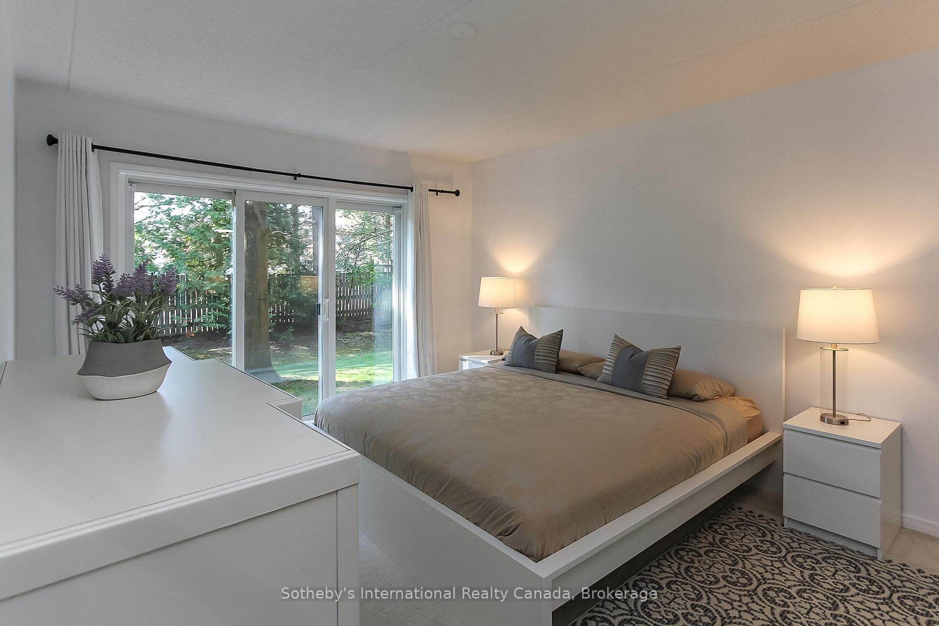Photo 23 of 411 Mariners Way, Collingwood — HOMEH