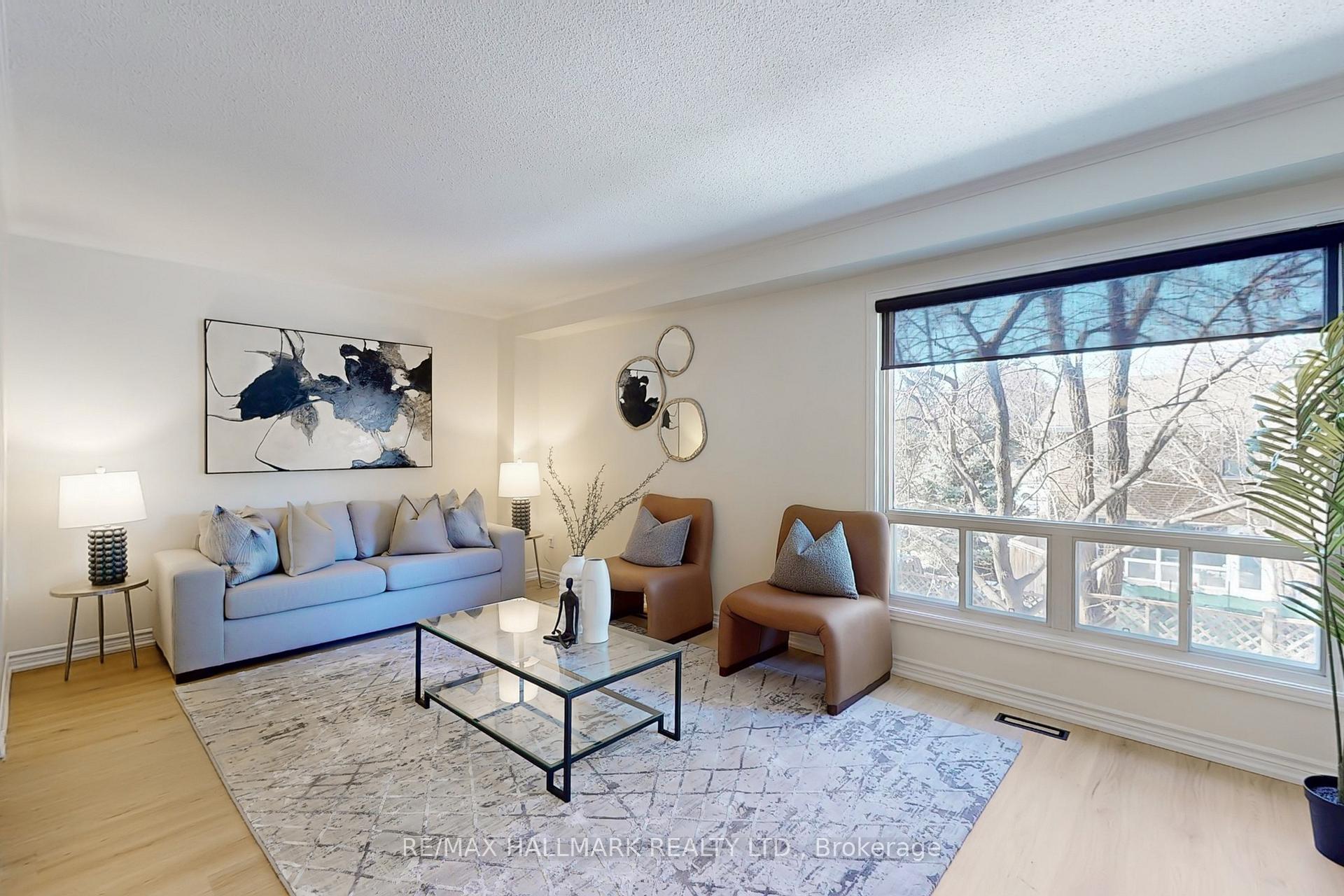 Photo 24 of 32 Dunkeld Way, Markham, Royal Orchard — HOMEH