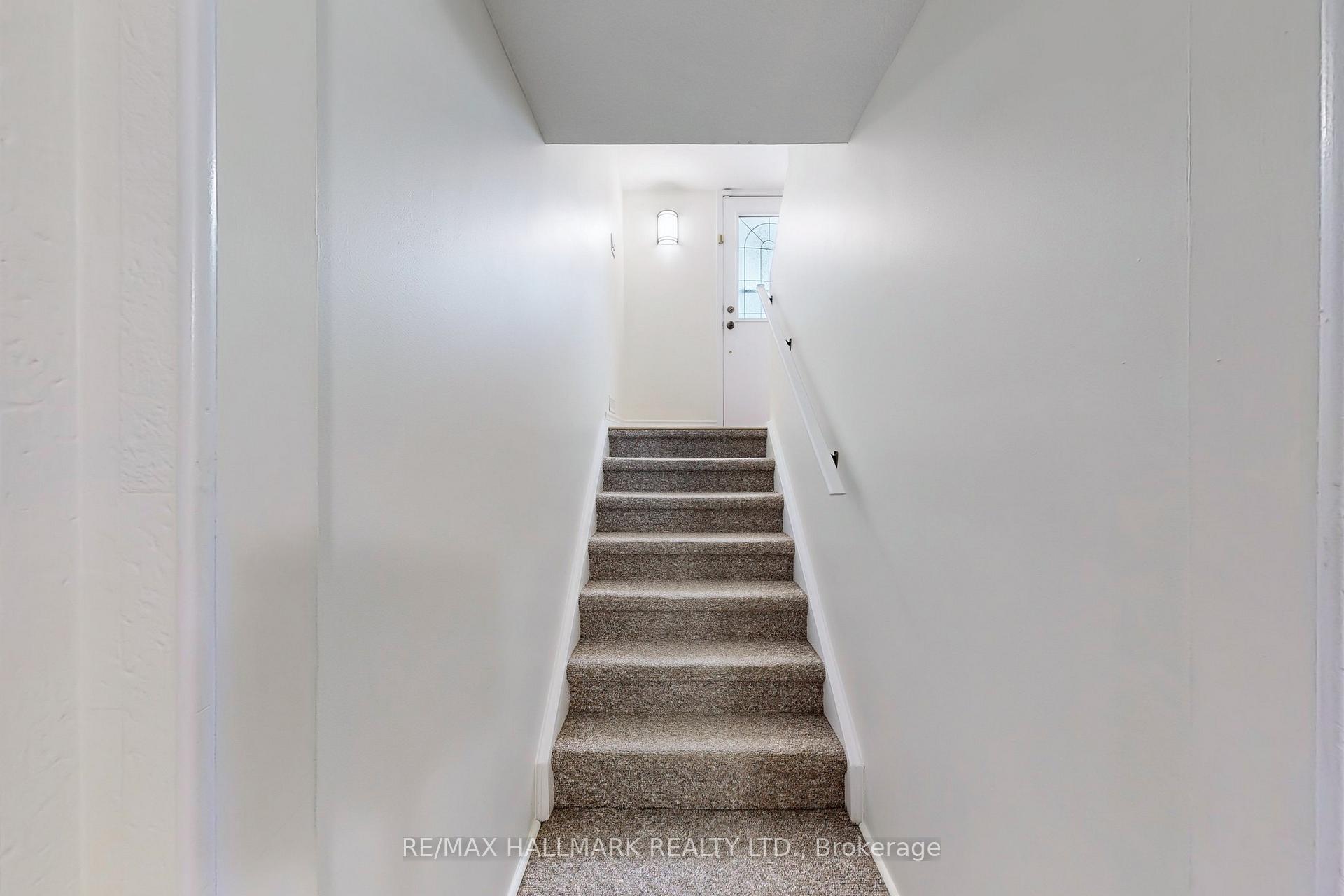 Photo 56 of 32 Dunkeld Way, Markham, Royal Orchard — HOMEH