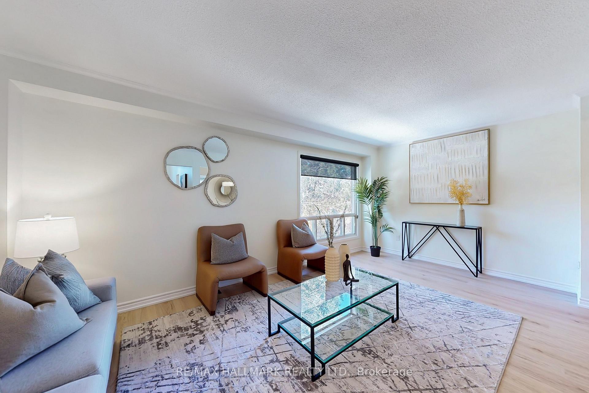 Photo 8 of 32 Dunkeld Way, Markham, Royal Orchard — HOMEH