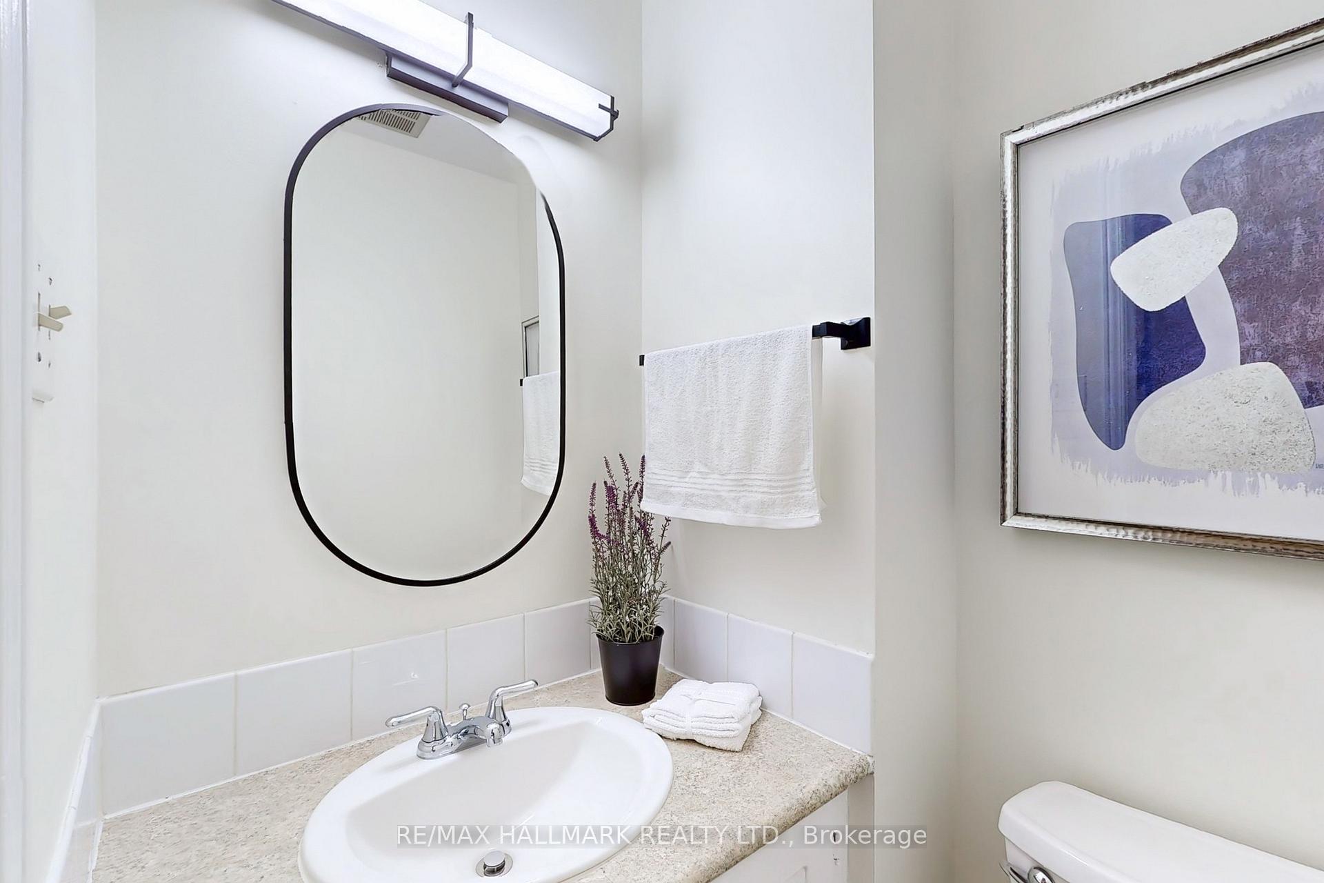 Photo 19 of 32 Dunkeld Way, Markham, Royal Orchard — HOMEH