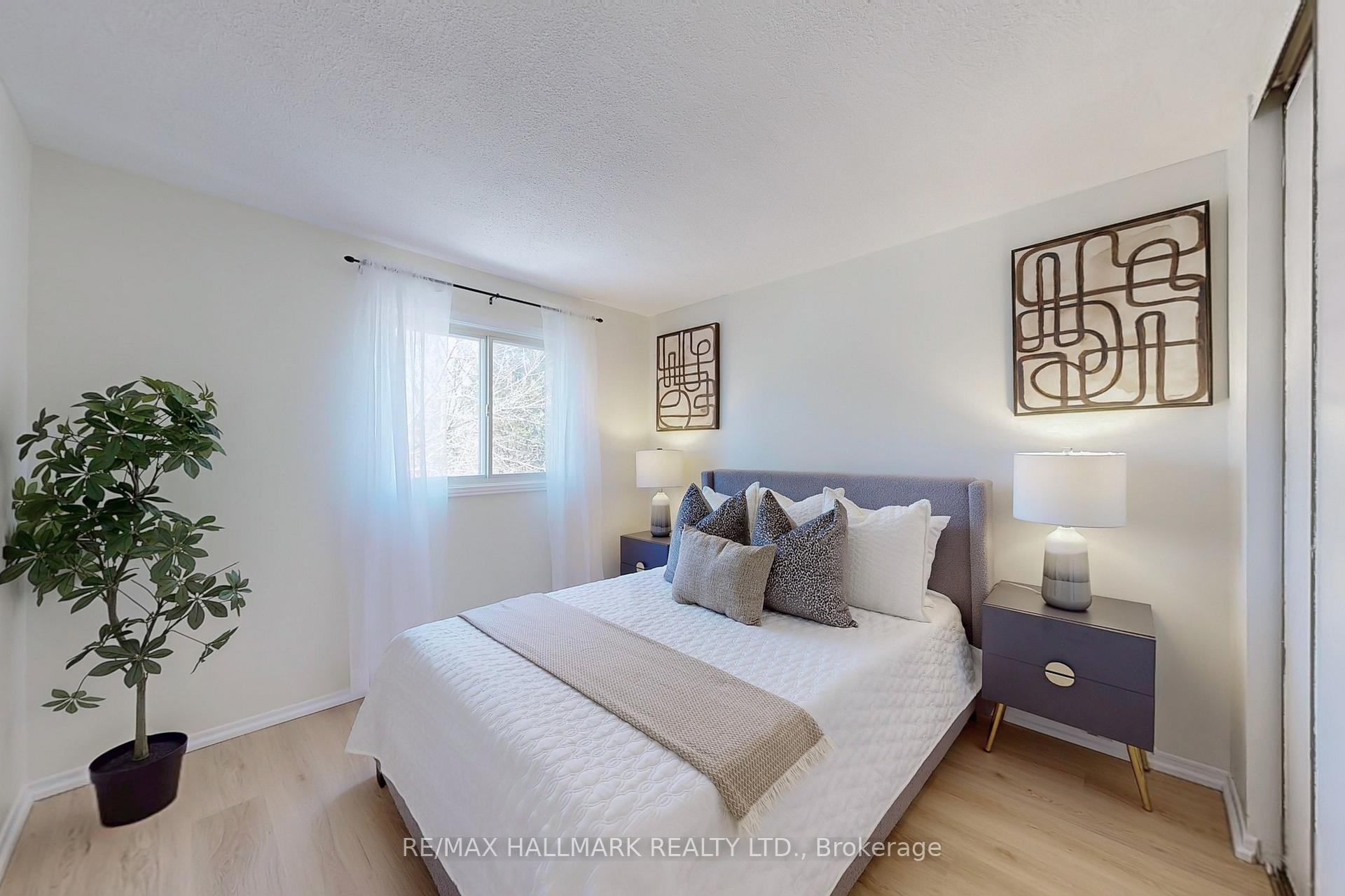 Photo 66 of 32 Dunkeld Way, Markham, Royal Orchard — HOMEH