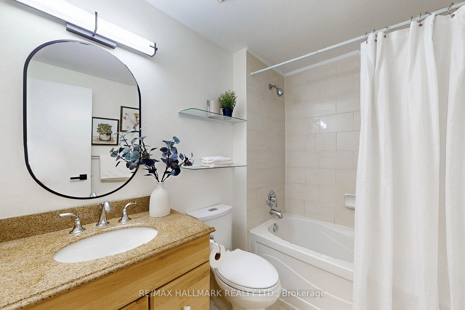 Photo 71 of 32 Dunkeld Way, Markham, Royal Orchard — HOMEH