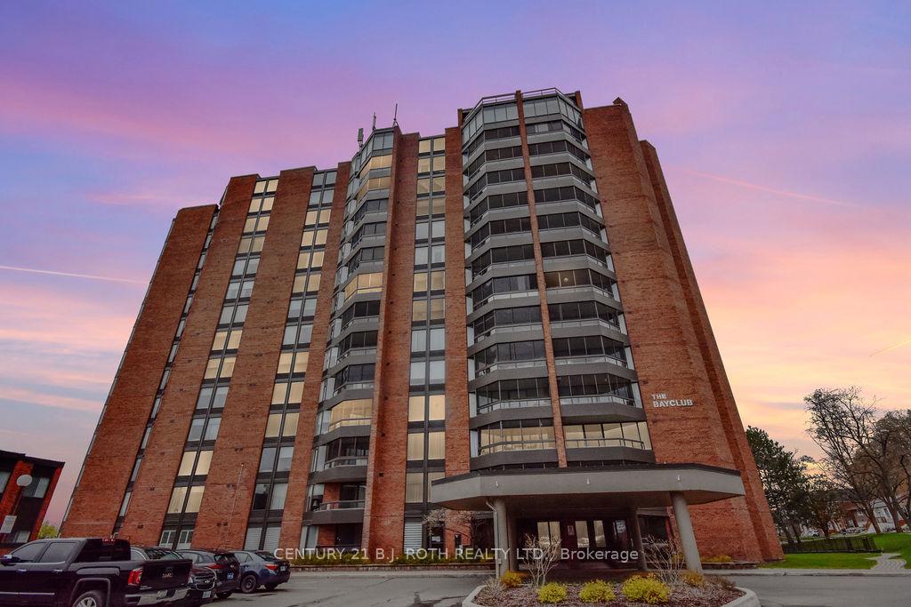 Front of Unit 405, 181 Collier Street
