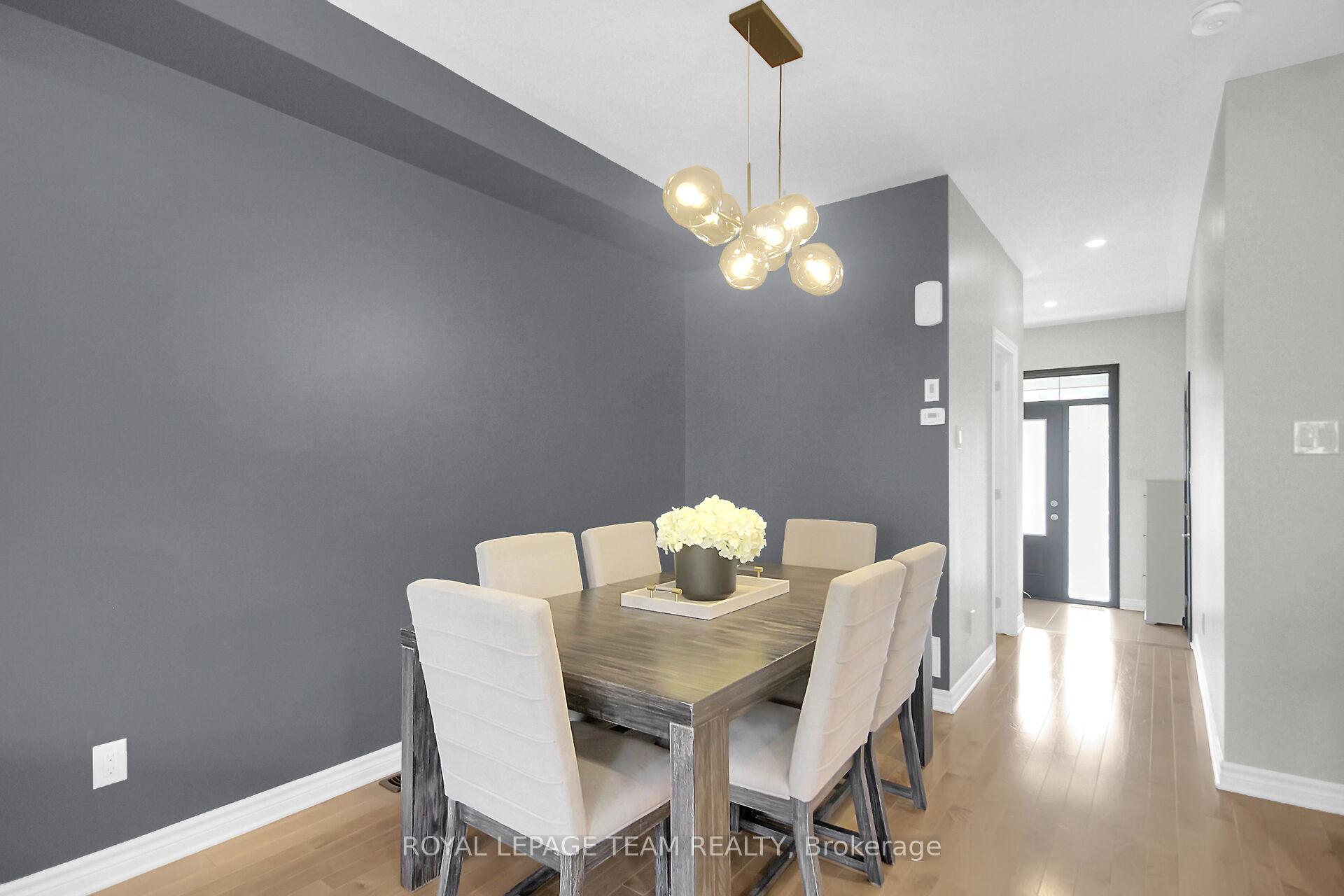 Photo 14 of 655 Lauraleaf Crescent, Ottawa, Barrhaven - Half Moon Bay — HOMEH