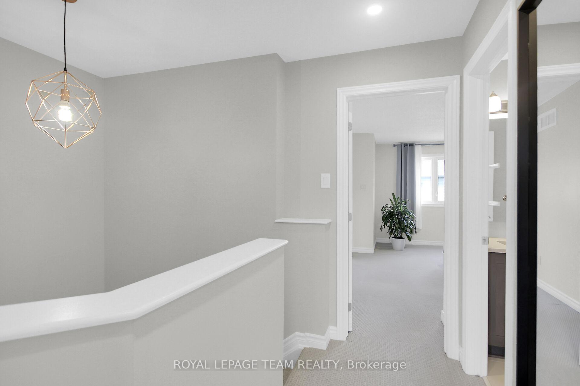 Photo 16 of 655 Lauraleaf Crescent, Ottawa, Barrhaven - Half Moon Bay — HOMEH