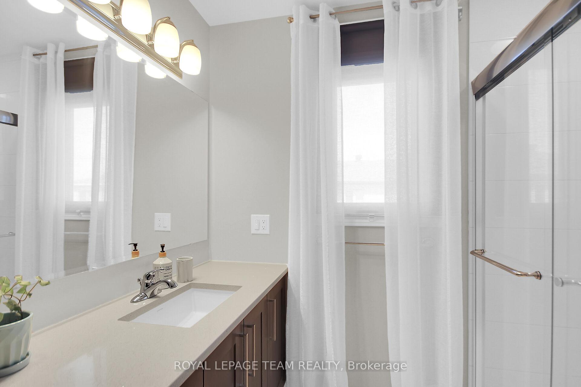 Photo 19 of 655 Lauraleaf Crescent, Ottawa, Barrhaven - Half Moon Bay — HOMEH