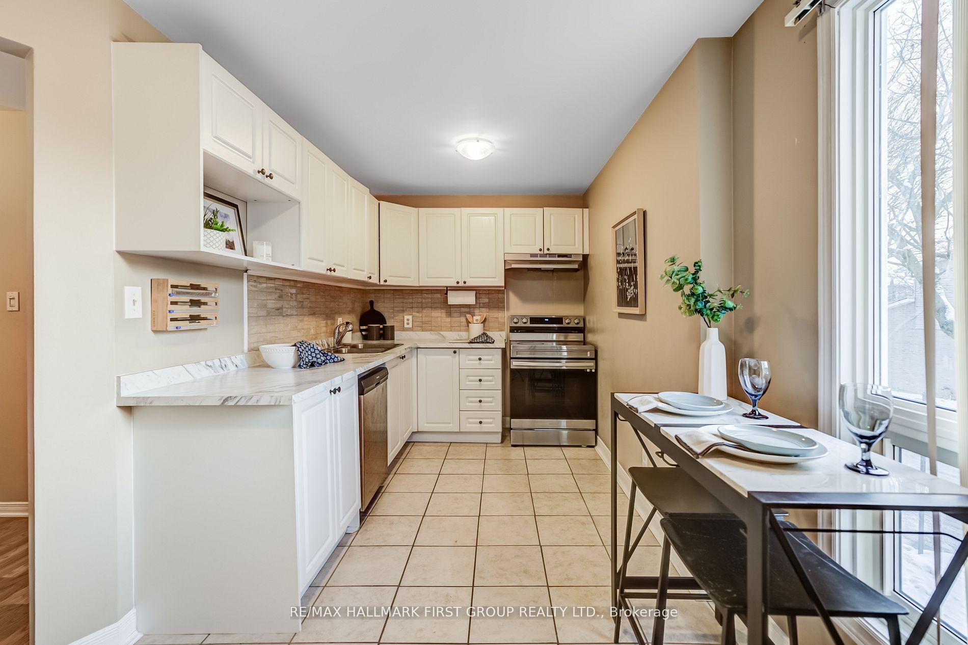 Photo 10 of Unit 82, 1133 Ritson Road N, Oshawa, Centennial — HOMEH