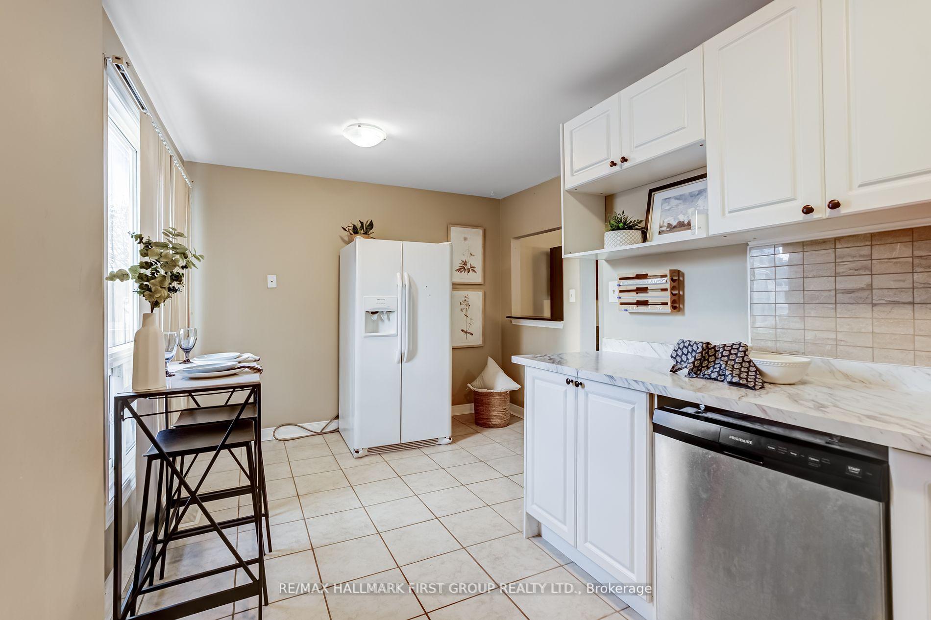 Photo 12 of Unit 82, 1133 Ritson Road N, Oshawa, Centennial — HOMEH