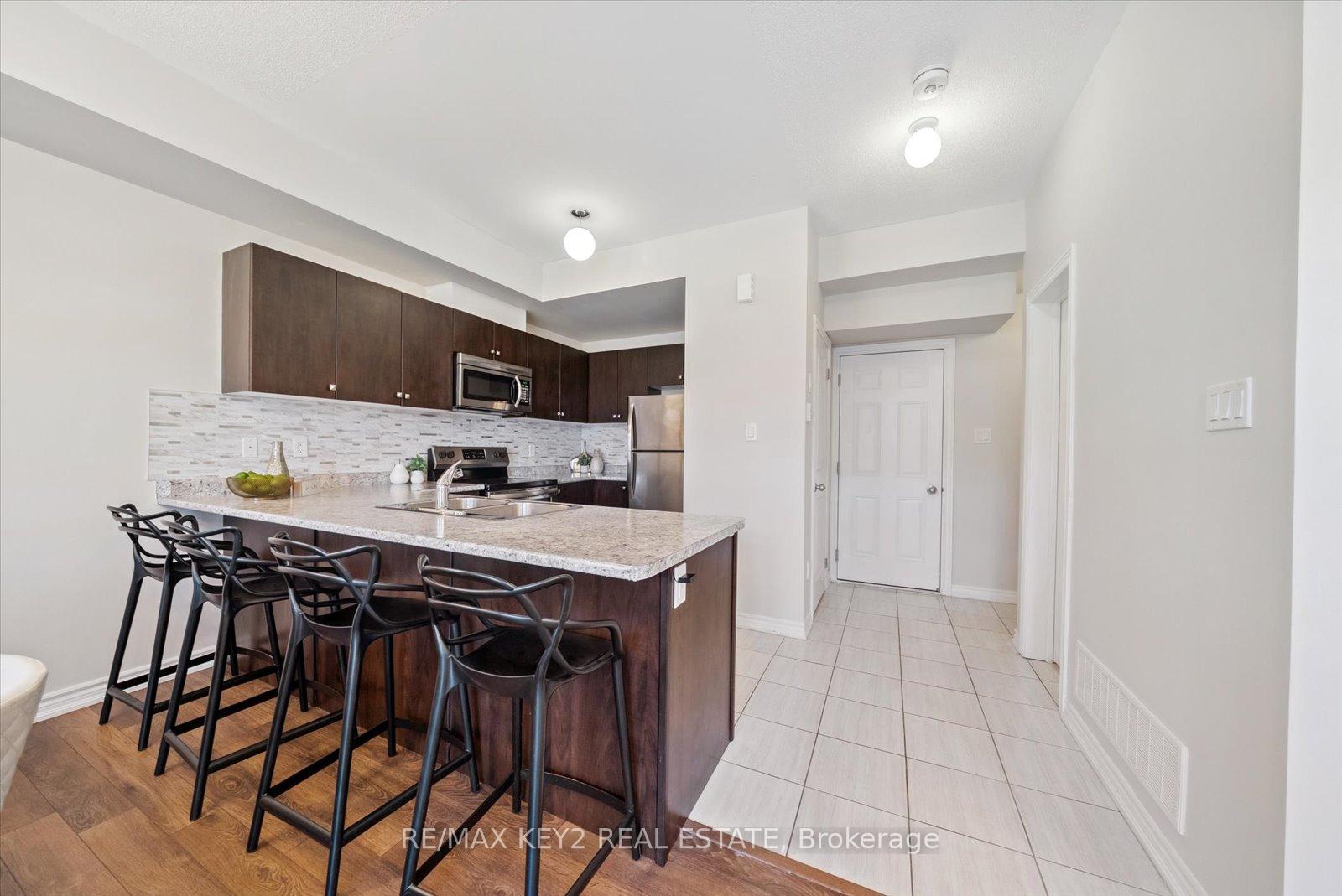 Photo 10 of Unit 175, 1704 Grenwich Glen, Pickering, Duffin Heights — HOMEH