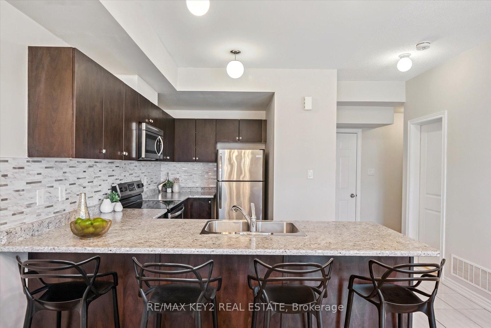 Photo 11 of Unit 175, 1704 Grenwich Glen, Pickering, Duffin Heights — HOMEH