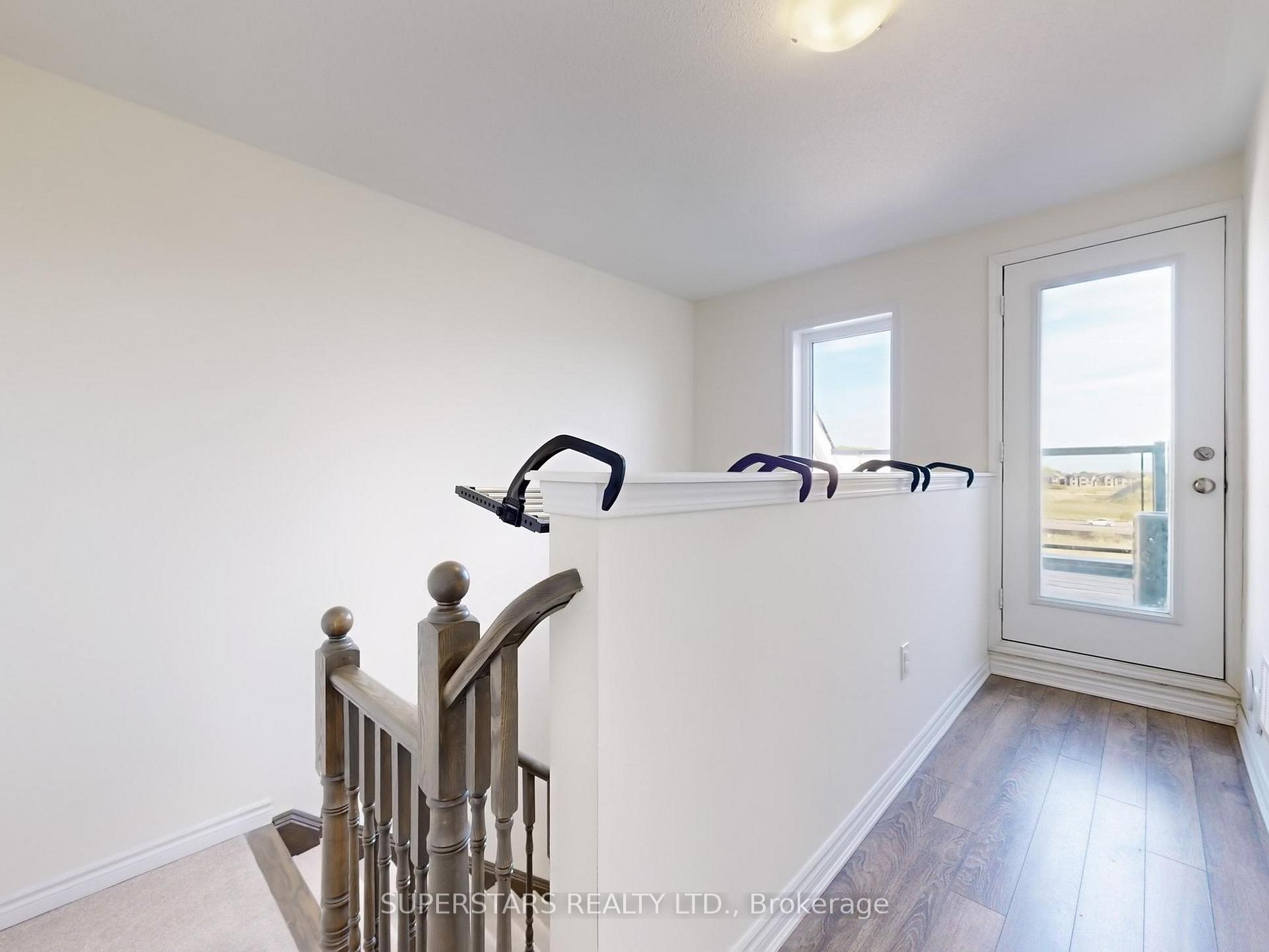 Photo 5 of 360 Arthur Bonner Avenue, Markham, Cornell — HOMEH