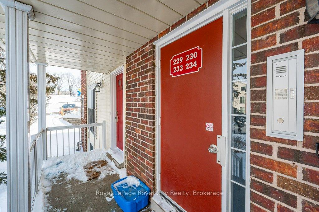 Photo 6 of Unit 229, 460 Janefield Avenue, Guelph, Dovercliffe Park/Old University — HOMEH